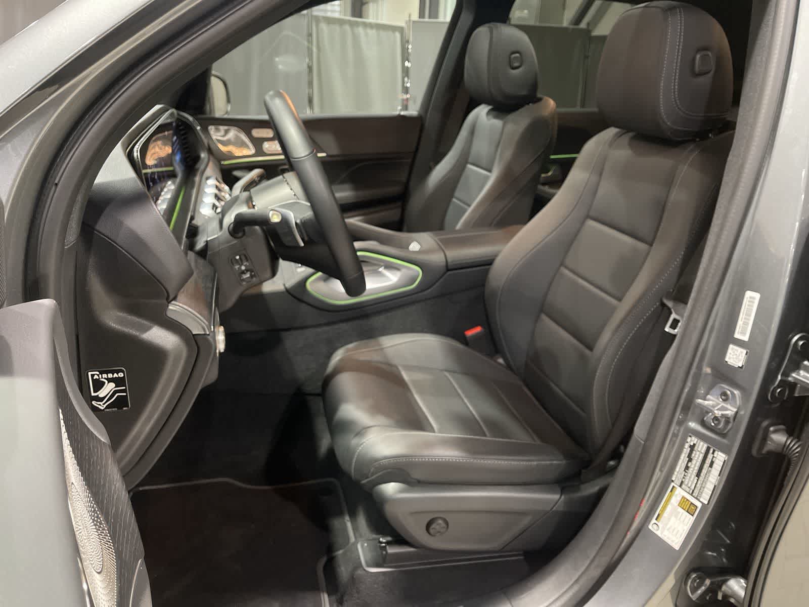 Thumbnail: 2025 Mercedes-Benz GLE - 23