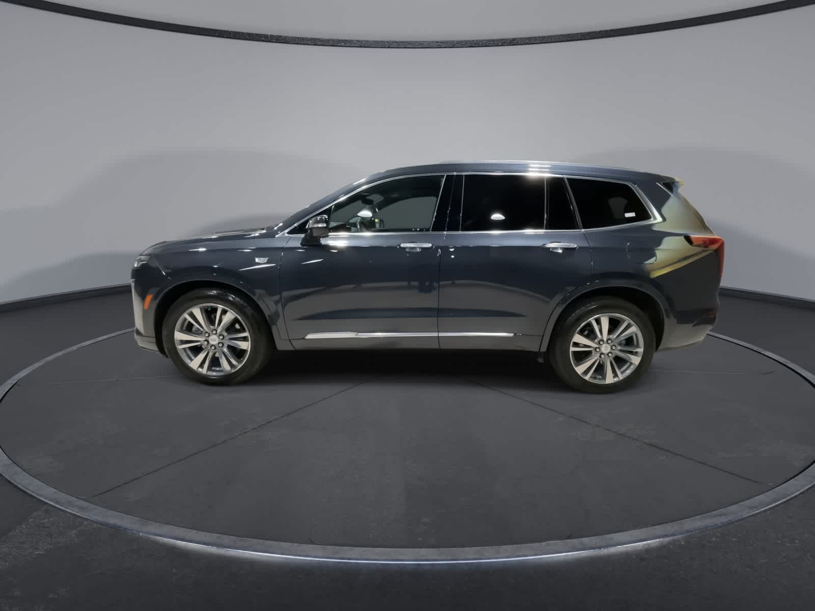 Thumbnail: 2022 Cadillac XT6 - 7