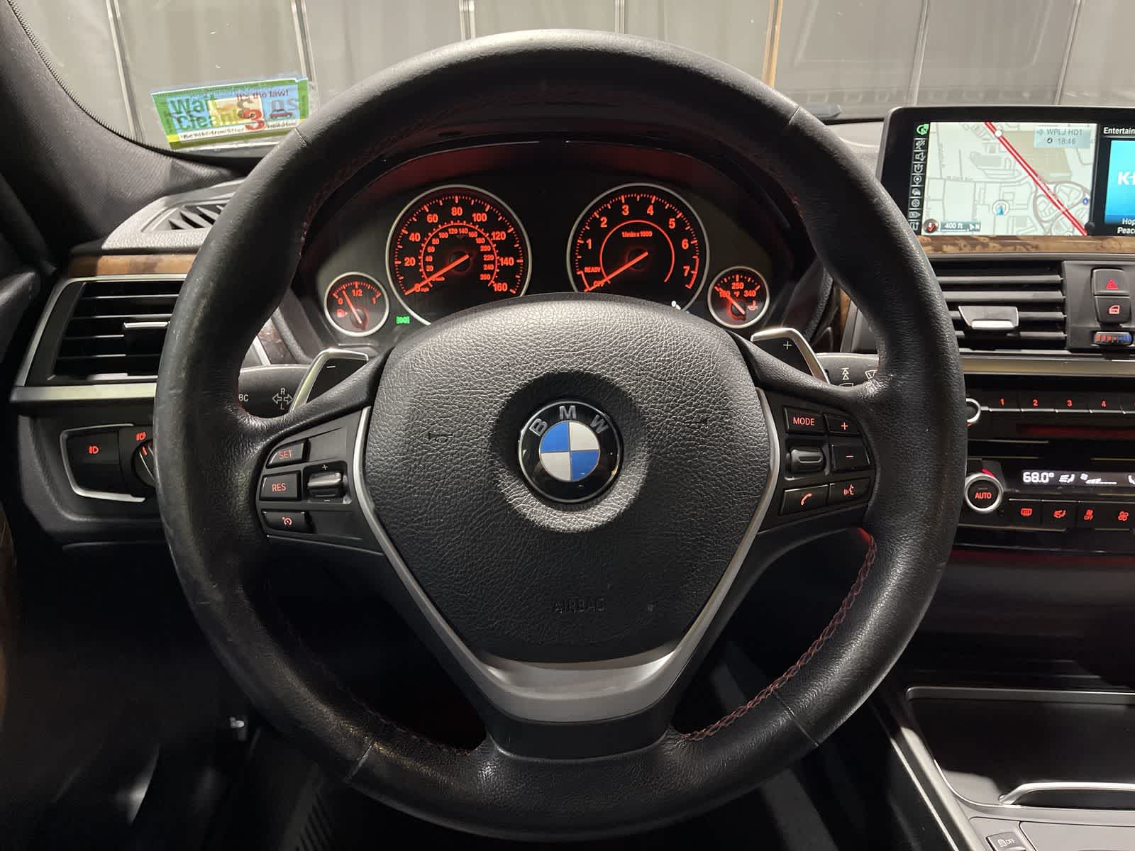 Thumbnail: 2016 BMW 3 Series - 27