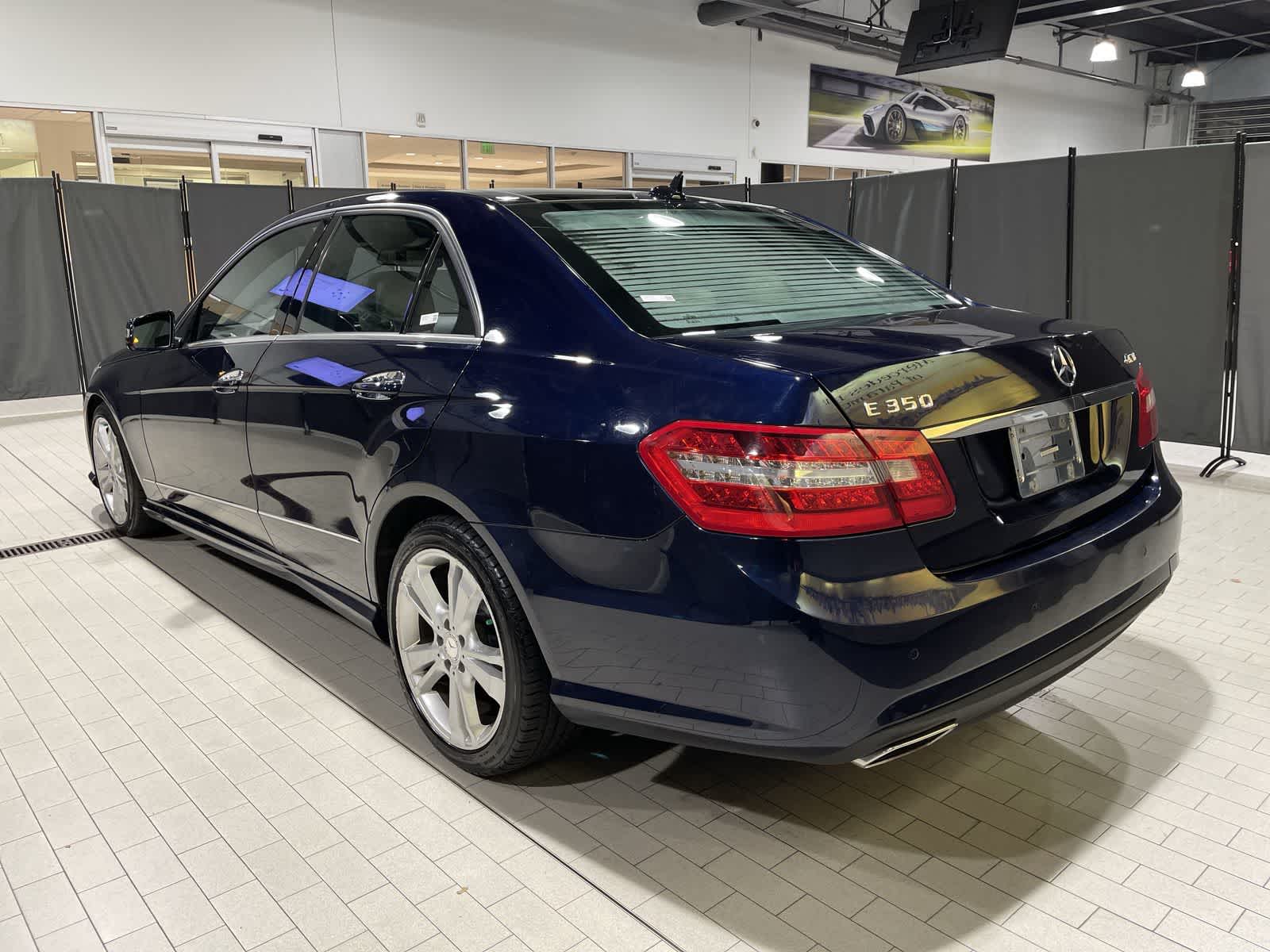 Thumbnail: 2013 Mercedes-Benz E-Class - 16