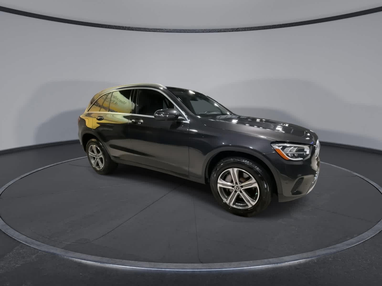 2021 Mercedes Benz GLC 300 4MATIC photo 2