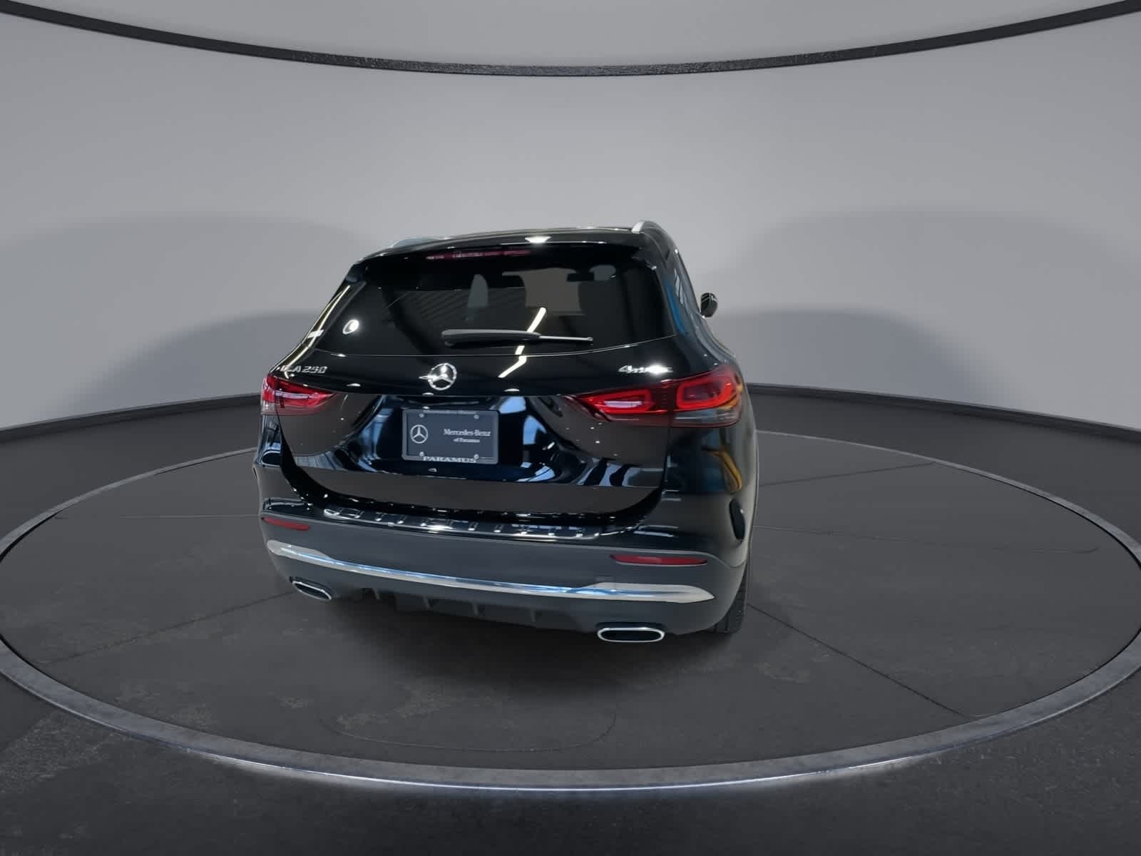 Thumbnail: 2023 Mercedes-Benz GLA - 10