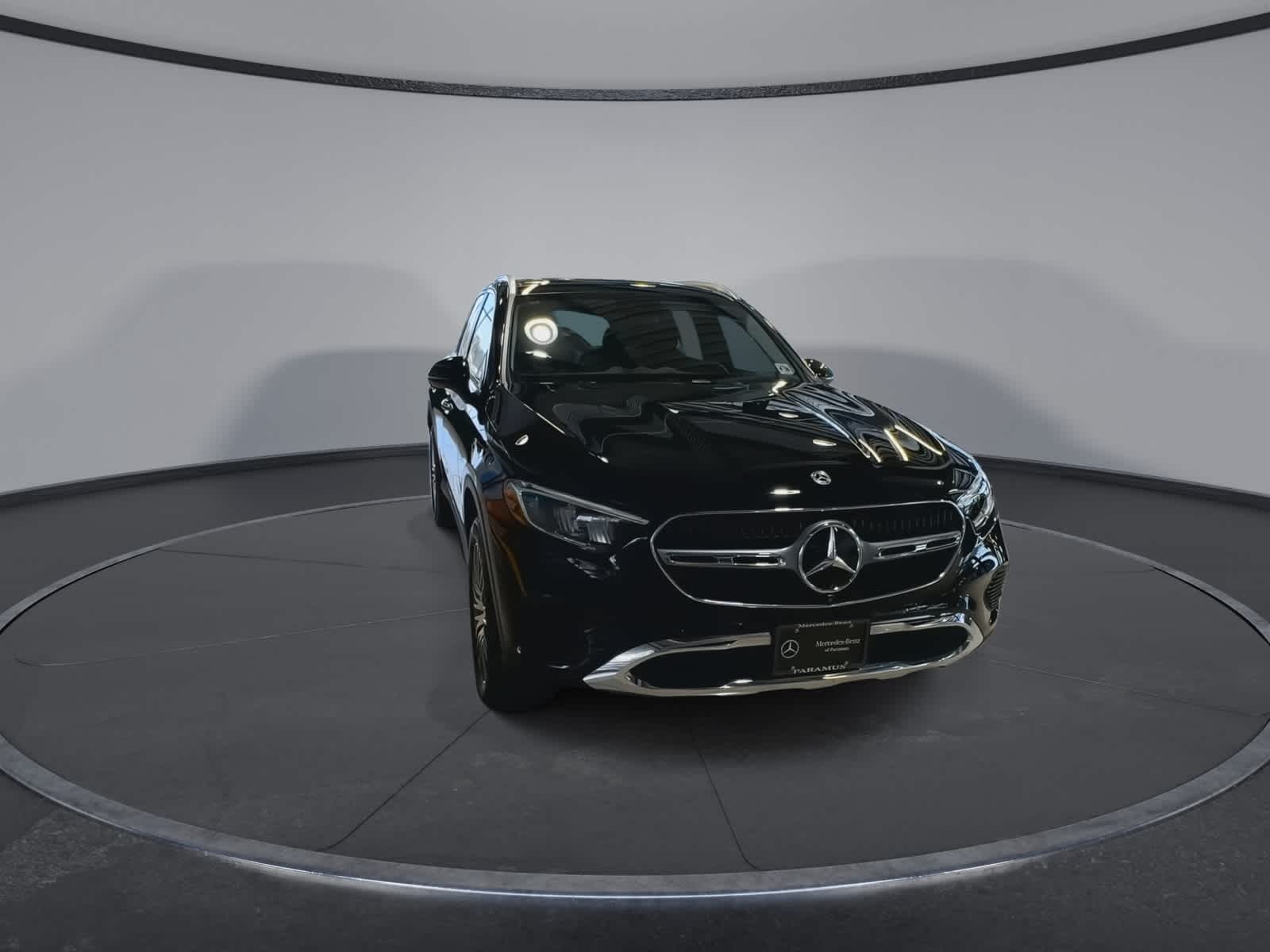 Thumbnail: 2023 Mercedes-Benz GLC - 3