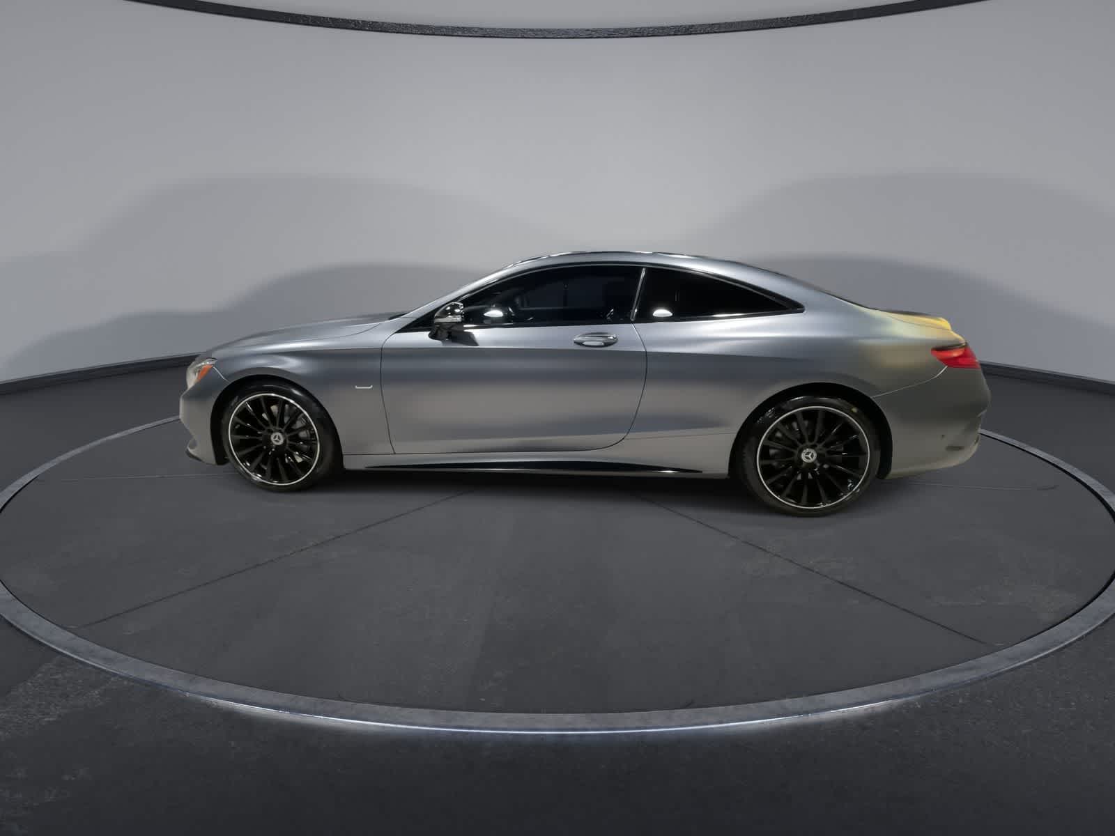 Thumbnail: 2017 Mercedes-Benz S-Class - 7