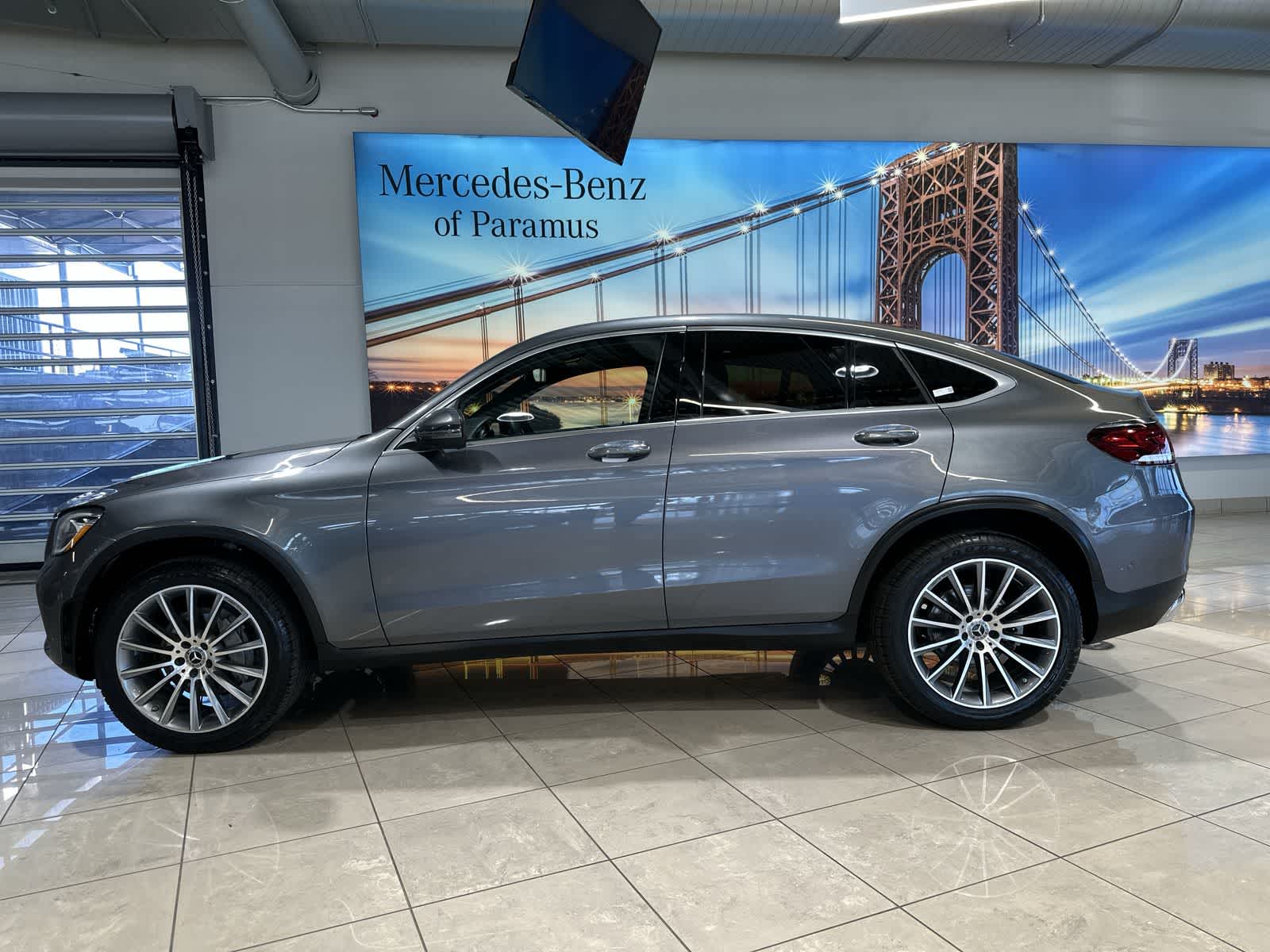 Thumbnail: 2021 Mercedes-Benz GLC - 15