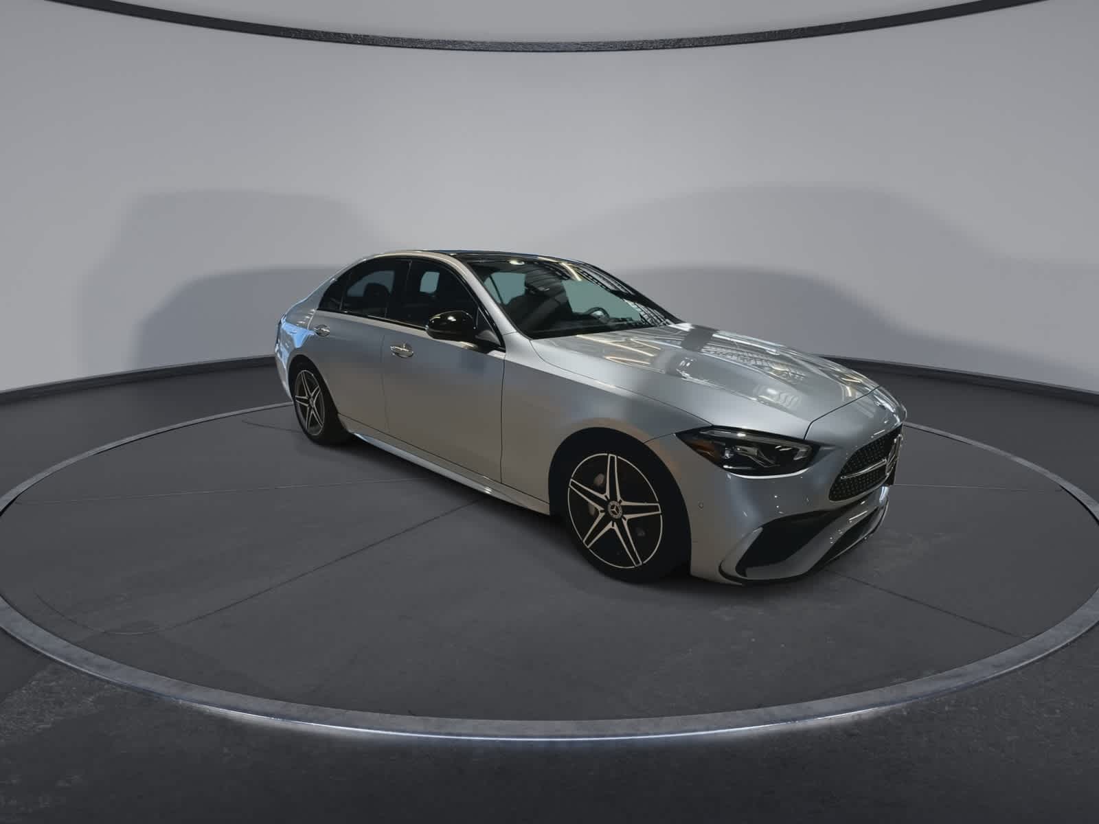 Thumbnail: 2022 Mercedes-Benz C-Class - 2