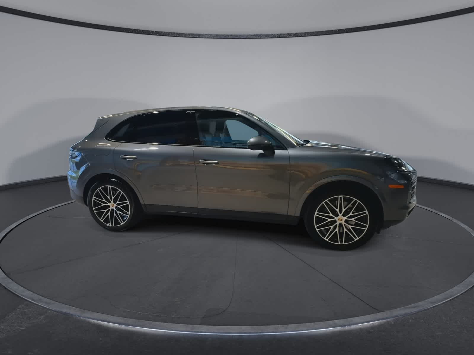 Thumbnail: 2024 Porsche Cayenne - 13