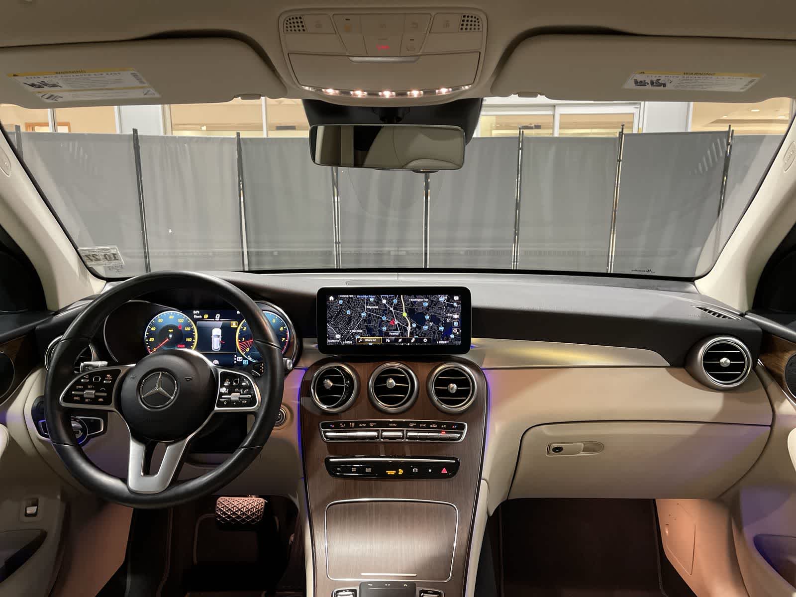 Thumbnail: 2022 Mercedes-Benz GLC - 22