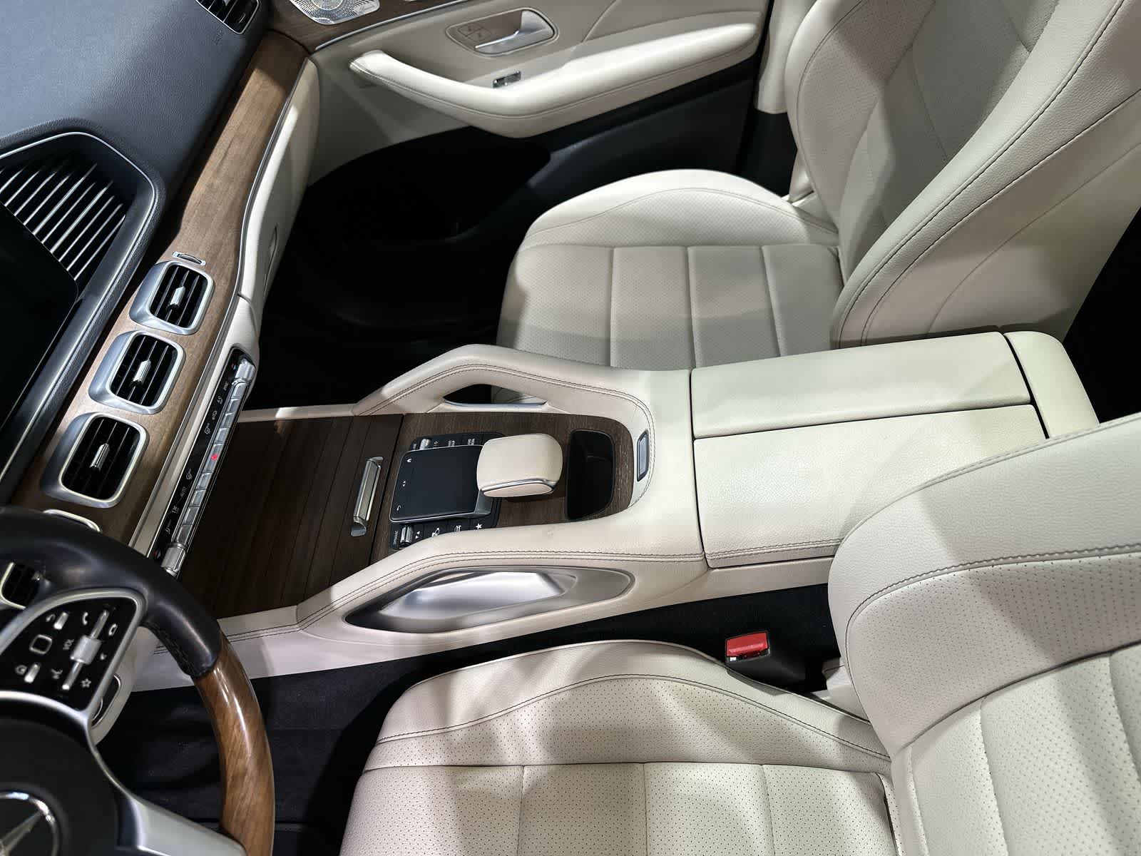 Thumbnail: 2022 Mercedes-Benz GLE - 28