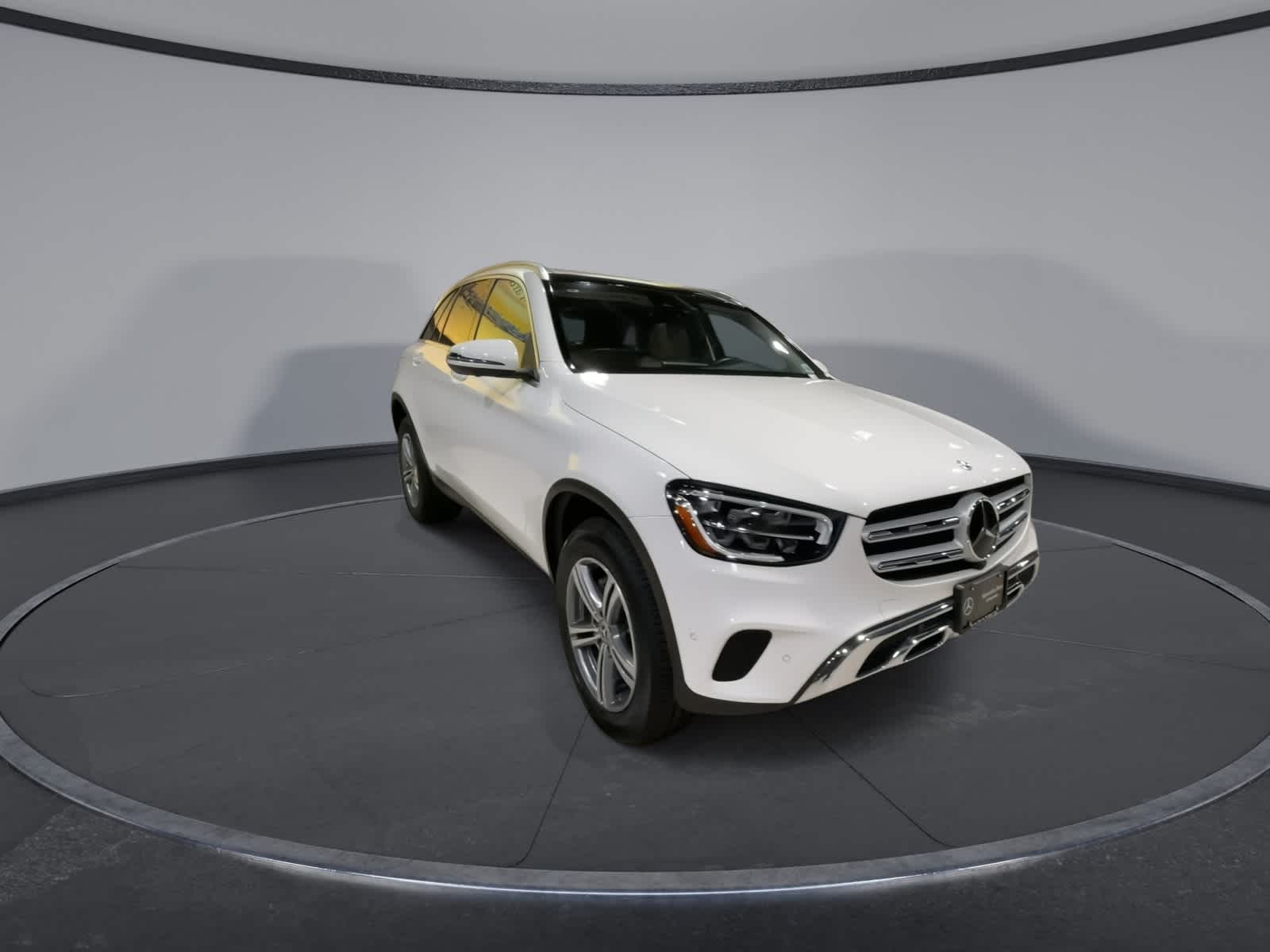 Thumbnail: 2022 Mercedes-Benz GLC - 3