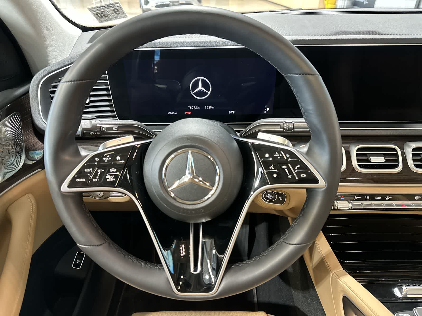 Thumbnail: 2026 Mercedes-Benz GLE - 27