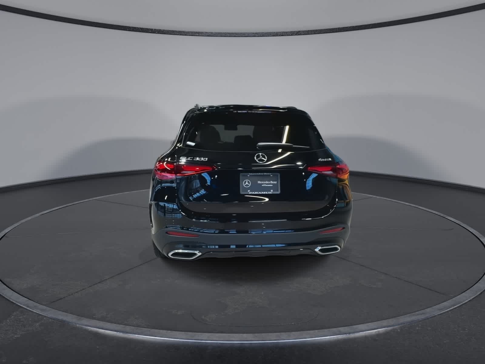 Thumbnail: 2025 Mercedes-Benz GLC - 9