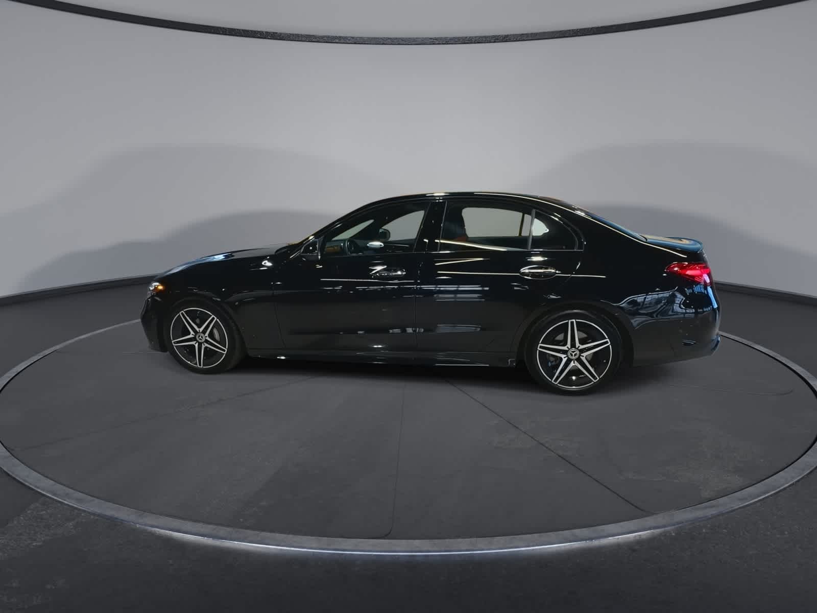 Thumbnail: 2025 Mercedes-Benz C-Class - 7