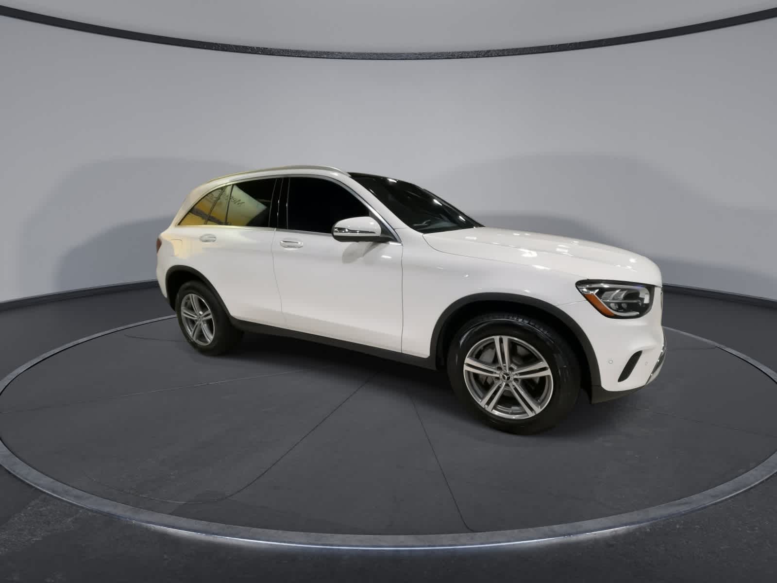 2021 Mercedes Benz GLC 300 4MATIC photo 2