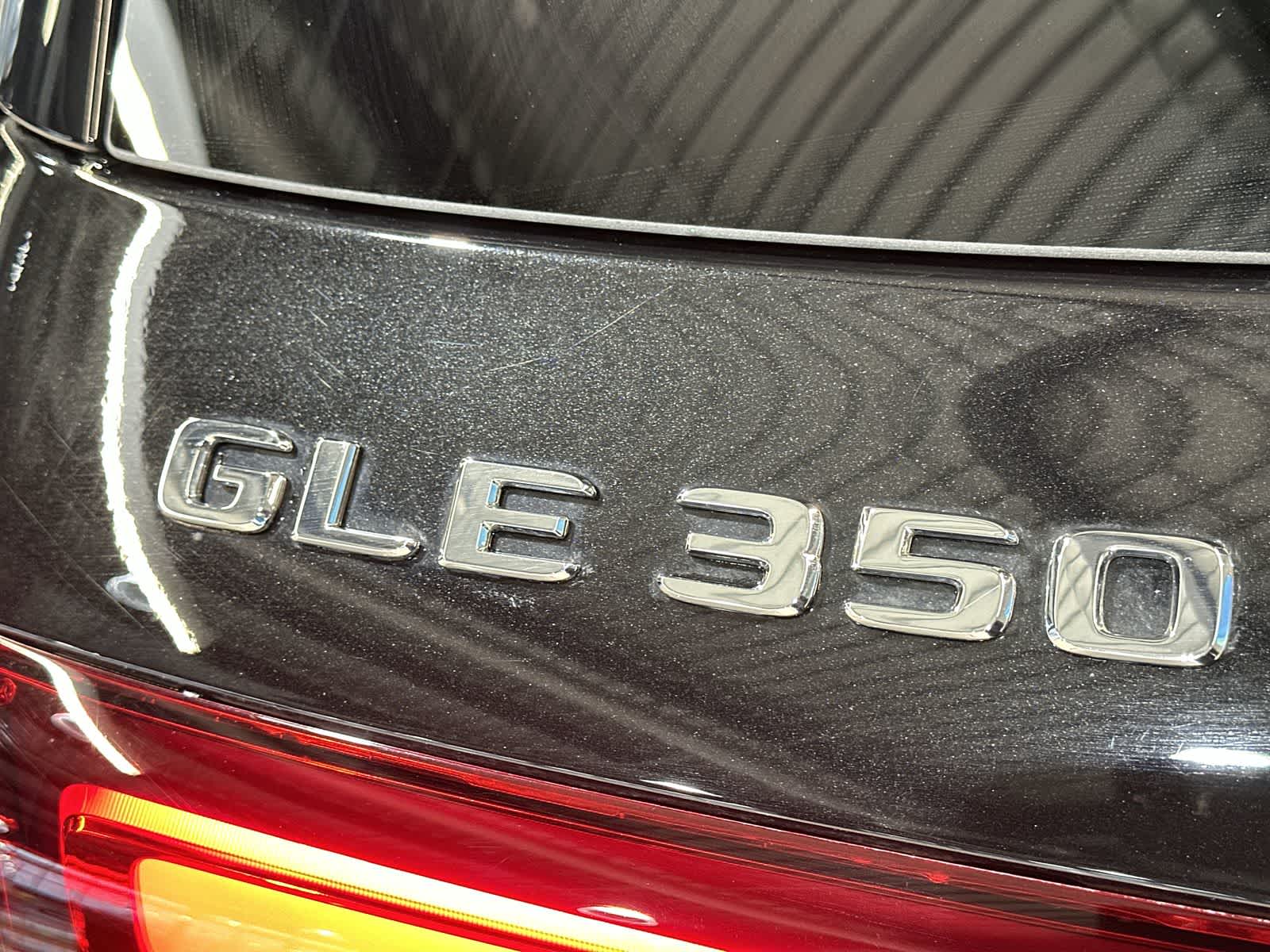 Thumbnail: 2026 Mercedes-Benz GLE - 19