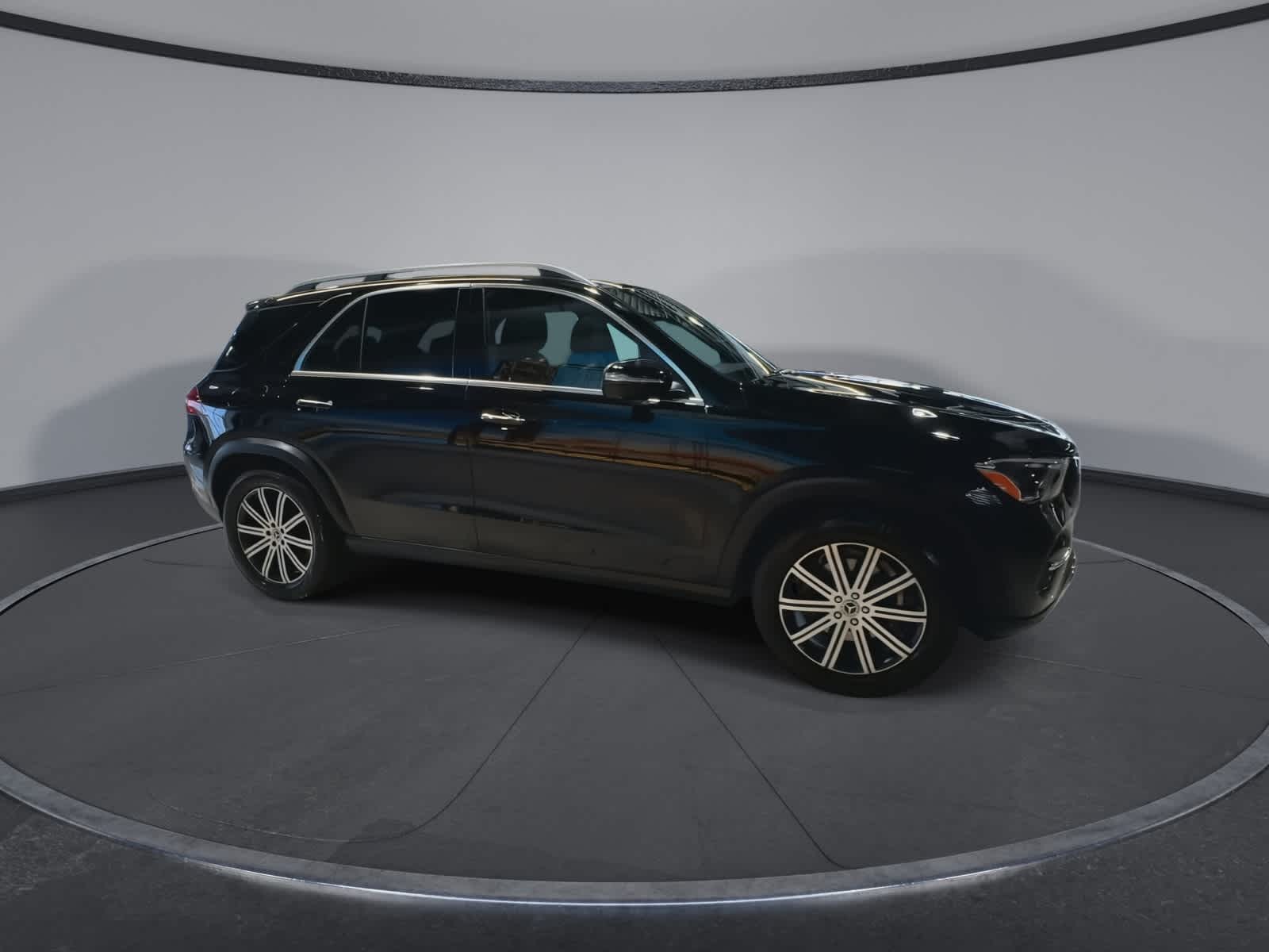 Thumbnail: 2024 Mercedes-Benz GLE - 3