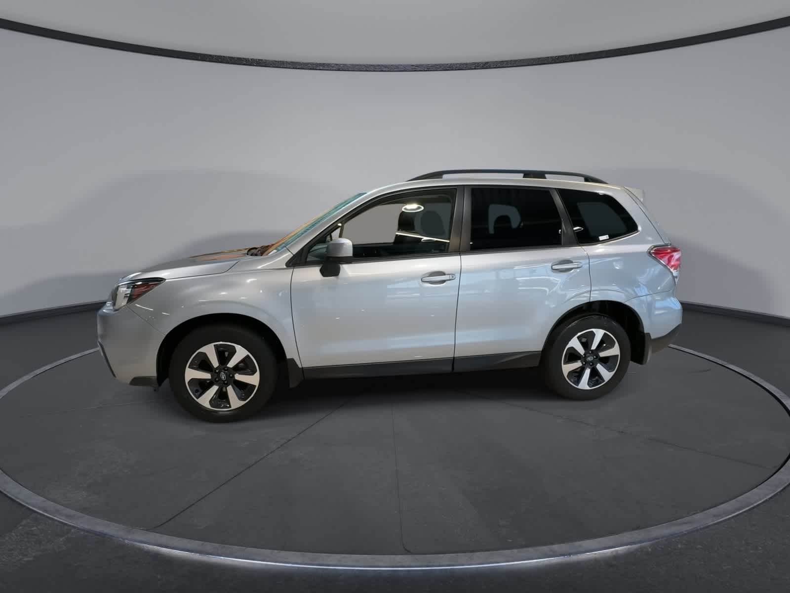 Thumbnail: 2018 Subaru Forester - 6