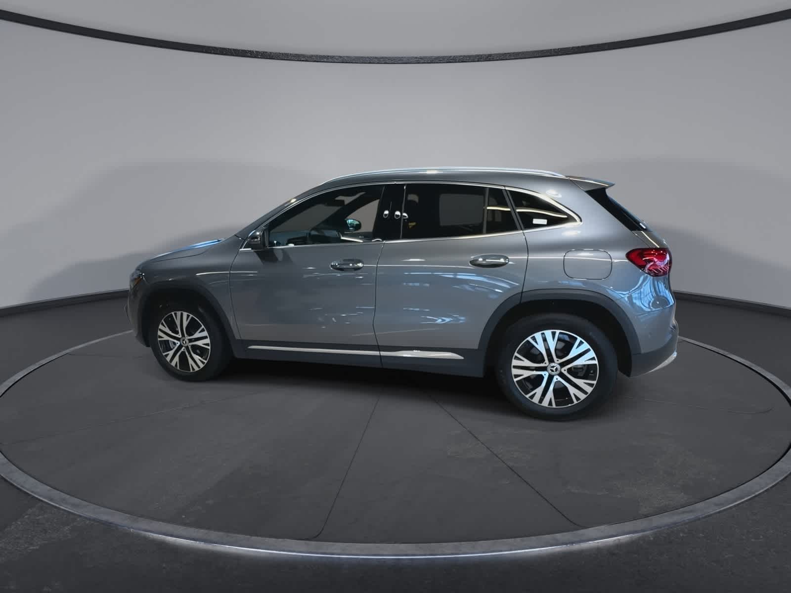 Thumbnail: 2026 Mercedes-Benz GLA - 8