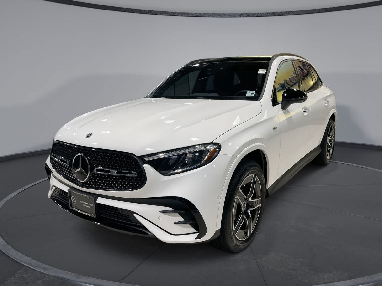 2025 Mercedes-Benz GLC 350 -
                  Paramus, NJ