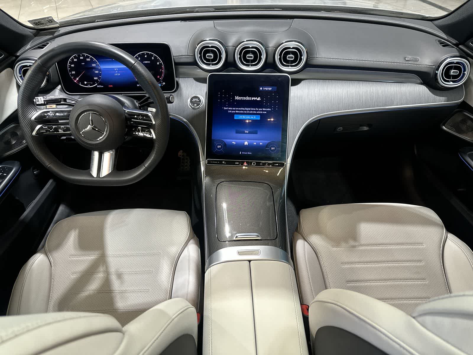 Thumbnail: 2023 Mercedes-Benz C-Class - 22