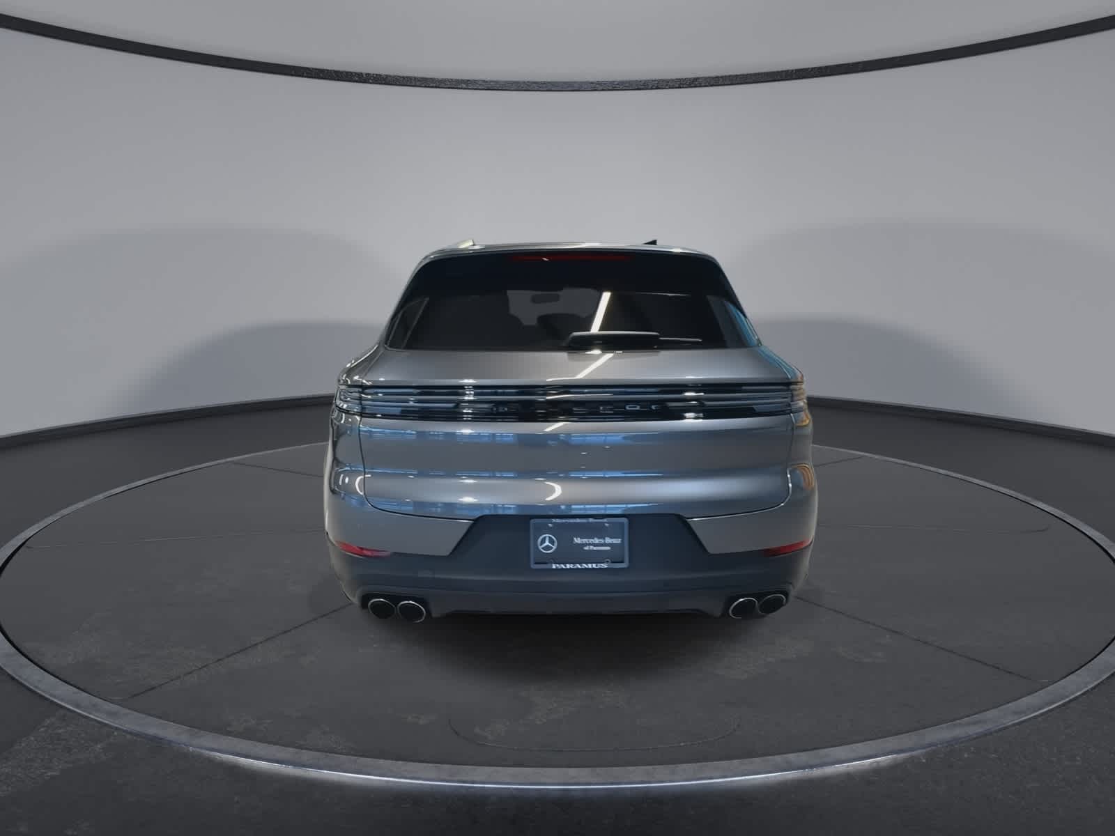 Thumbnail: 2024 Porsche Cayenne - 10