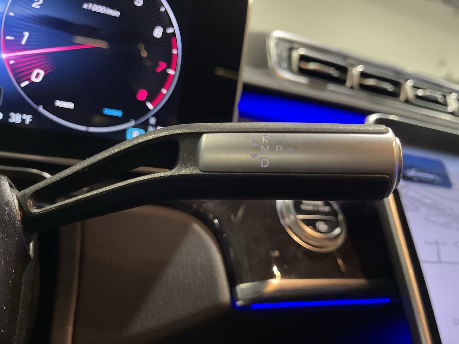 Thumbnail: 2023 Mercedes-Benz S-Class - 29