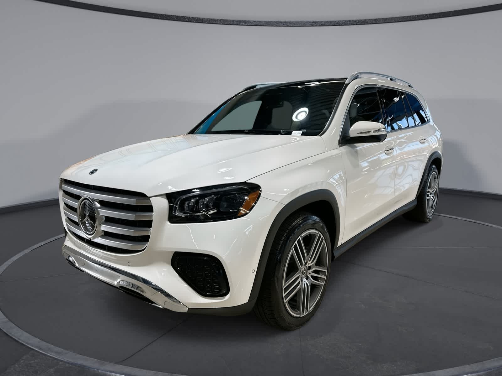 Thumbnail: 2025 Mercedes-Benz GLS - 1
