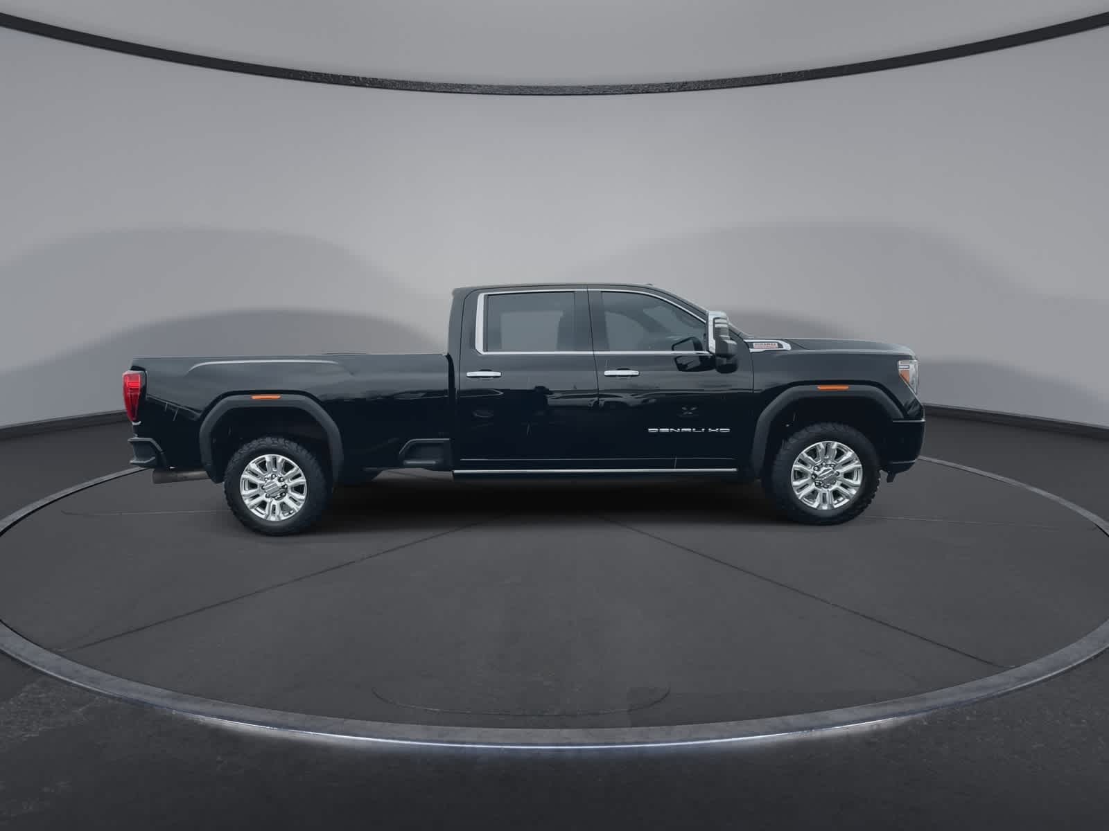 Thumbnail: 2022 GMC Sierra 3500 - 13