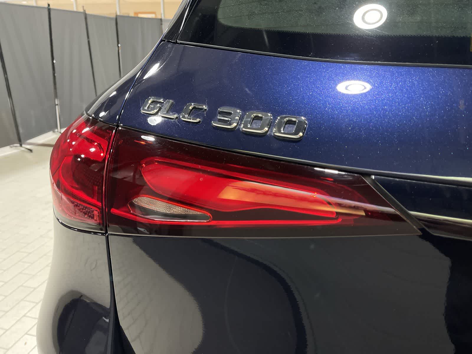 Thumbnail: 2024 Mercedes-Benz GLC - 19