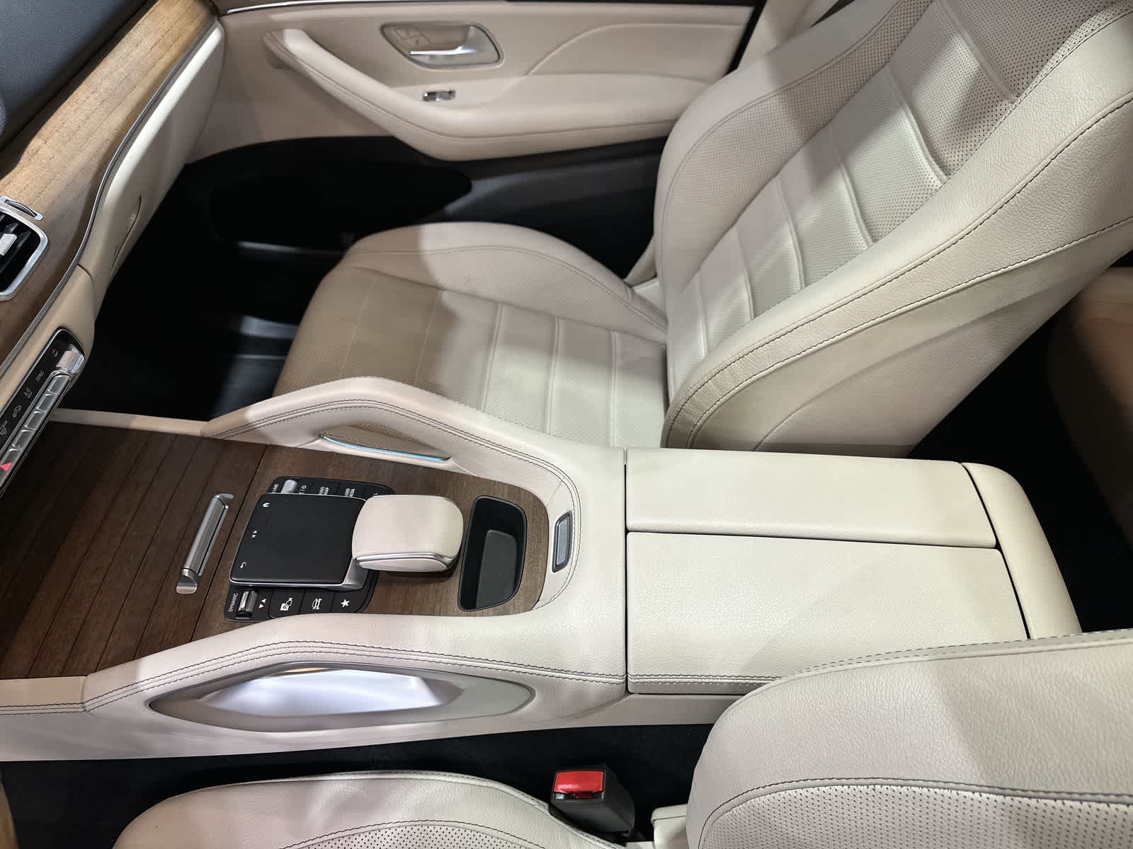 Thumbnail: 2021 Mercedes-Benz GLE - 28