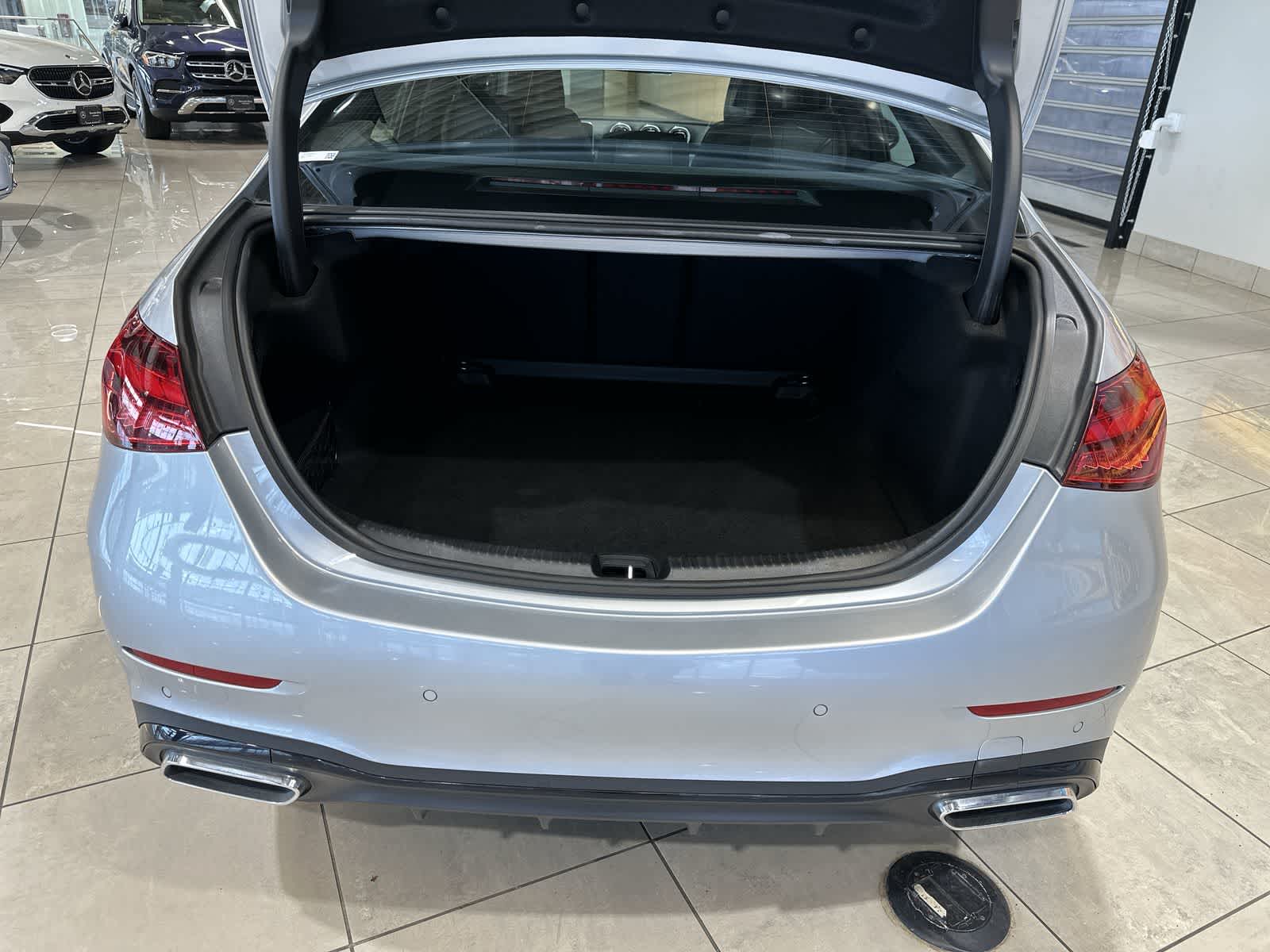 Thumbnail: 2022 Mercedes-Benz C-Class - 31