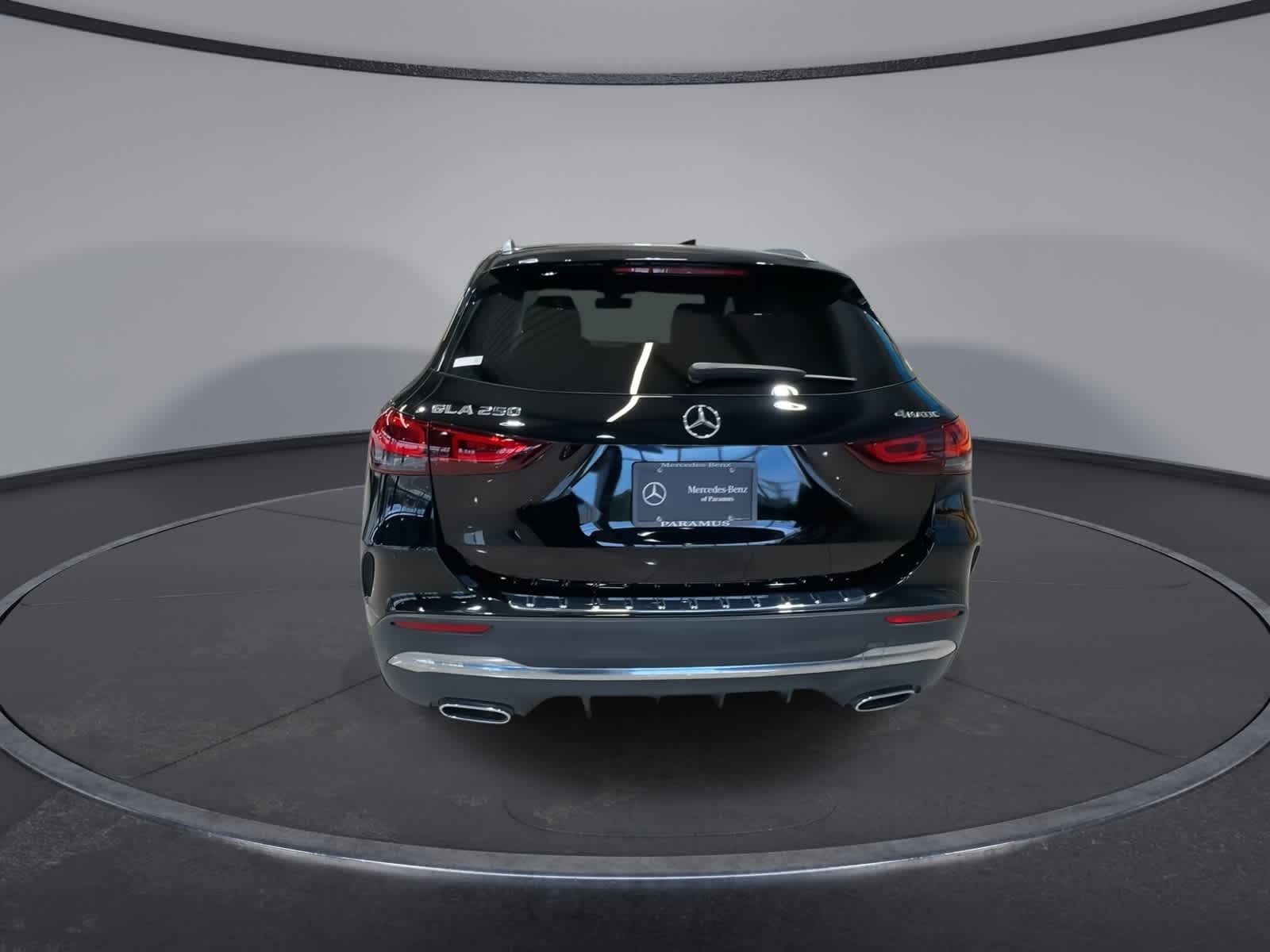 Thumbnail: 2023 Mercedes-Benz GLA - 9