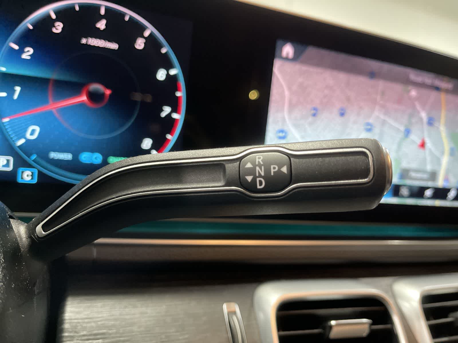 Thumbnail: 2023 Mercedes-Benz GLS - 29