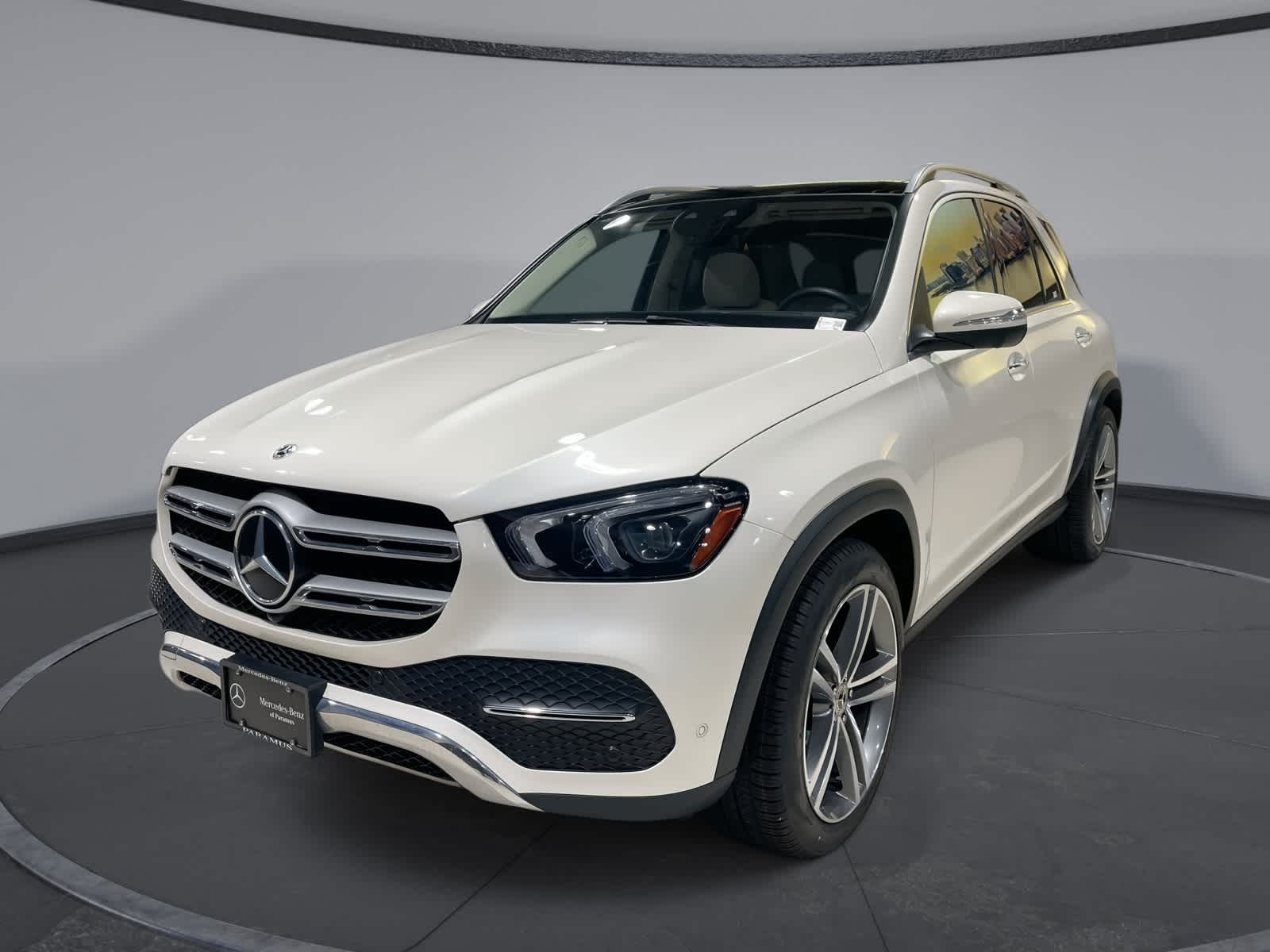 Thumbnail: 2022 Mercedes-Benz GLE - 1
