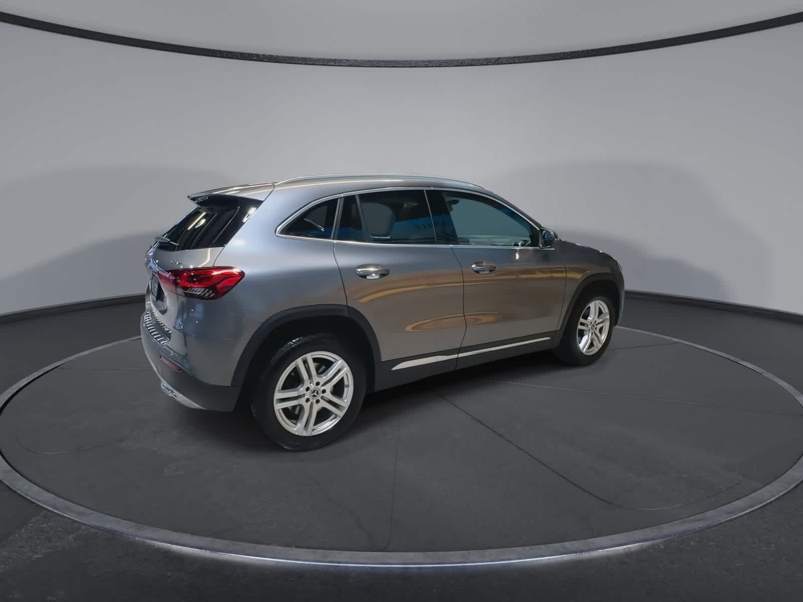 Thumbnail: 2023 Mercedes-Benz GLA - 12