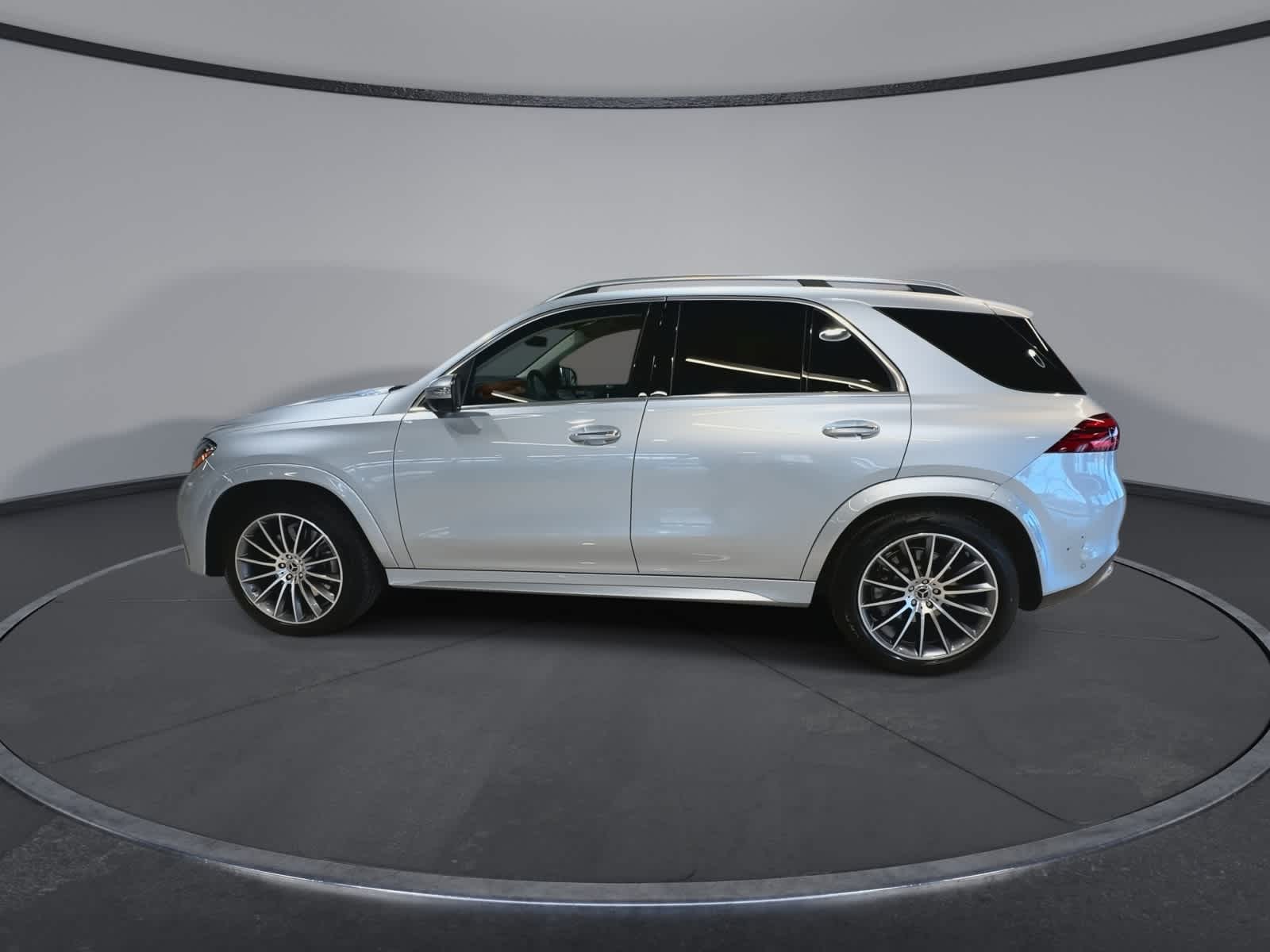 Thumbnail: 2025 Mercedes-Benz GLE - 7