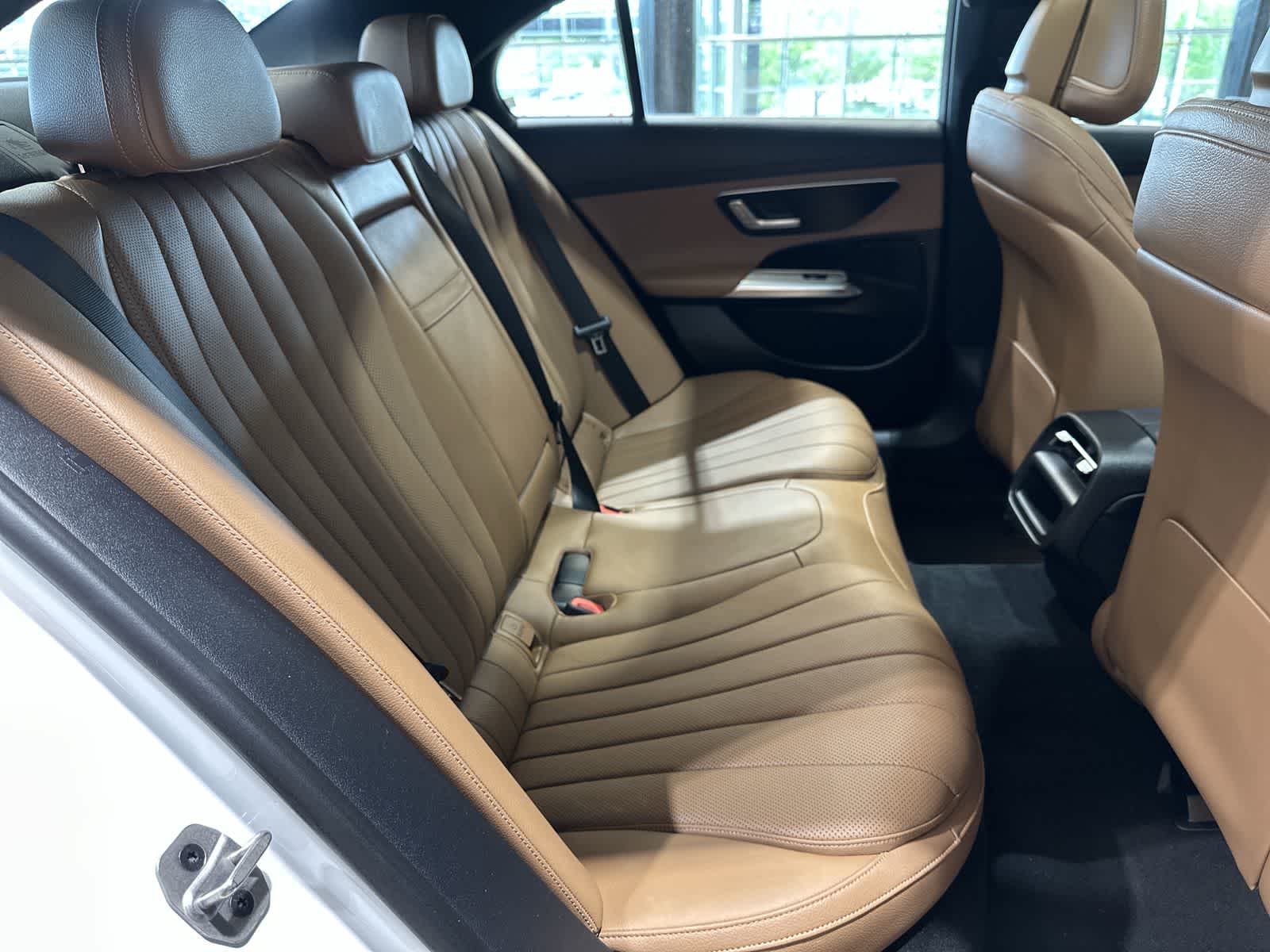 Thumbnail: 2025 Mercedes-Benz E-Class - 25