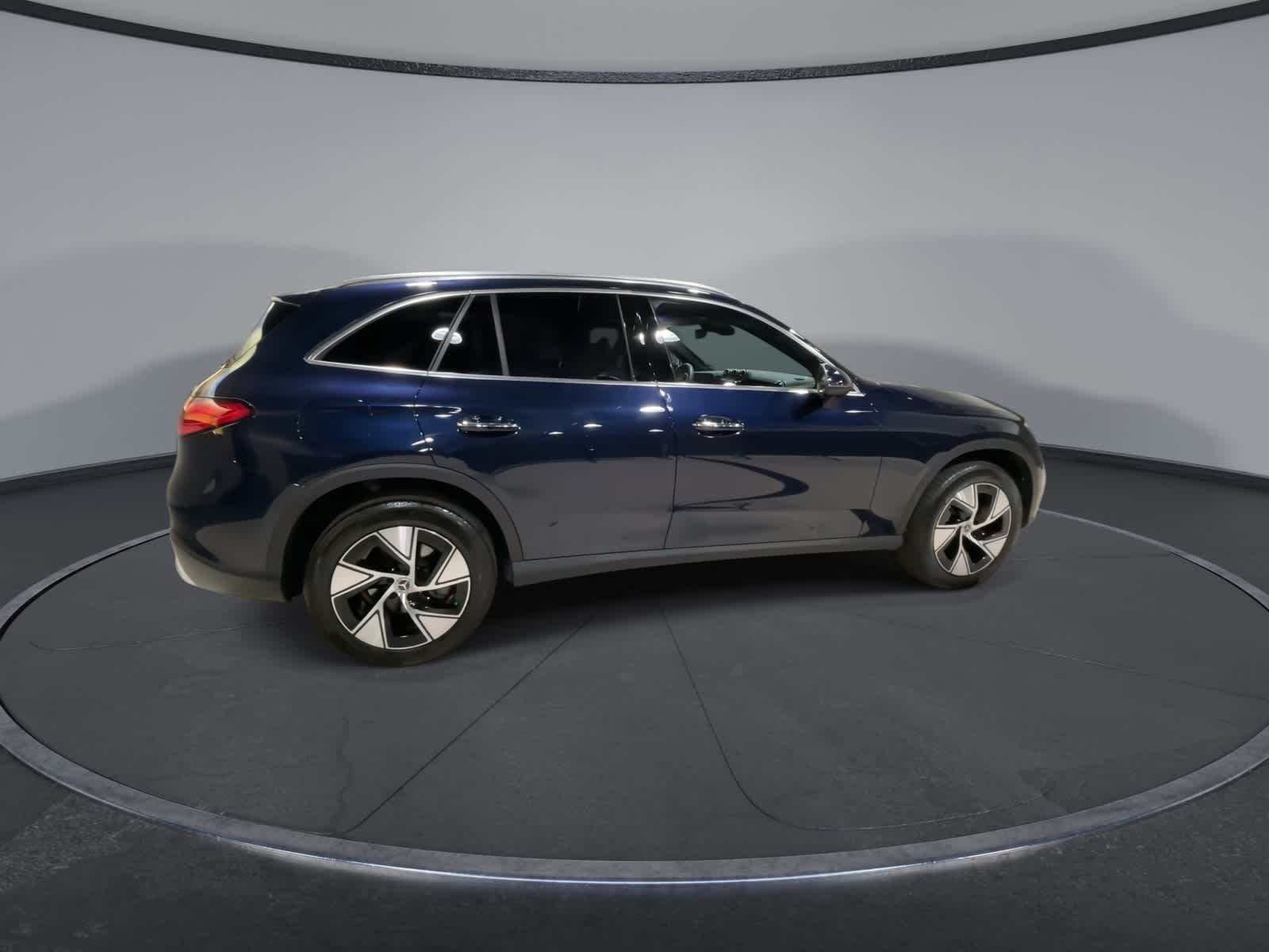 Thumbnail: 2024 Mercedes-Benz GLC - 12