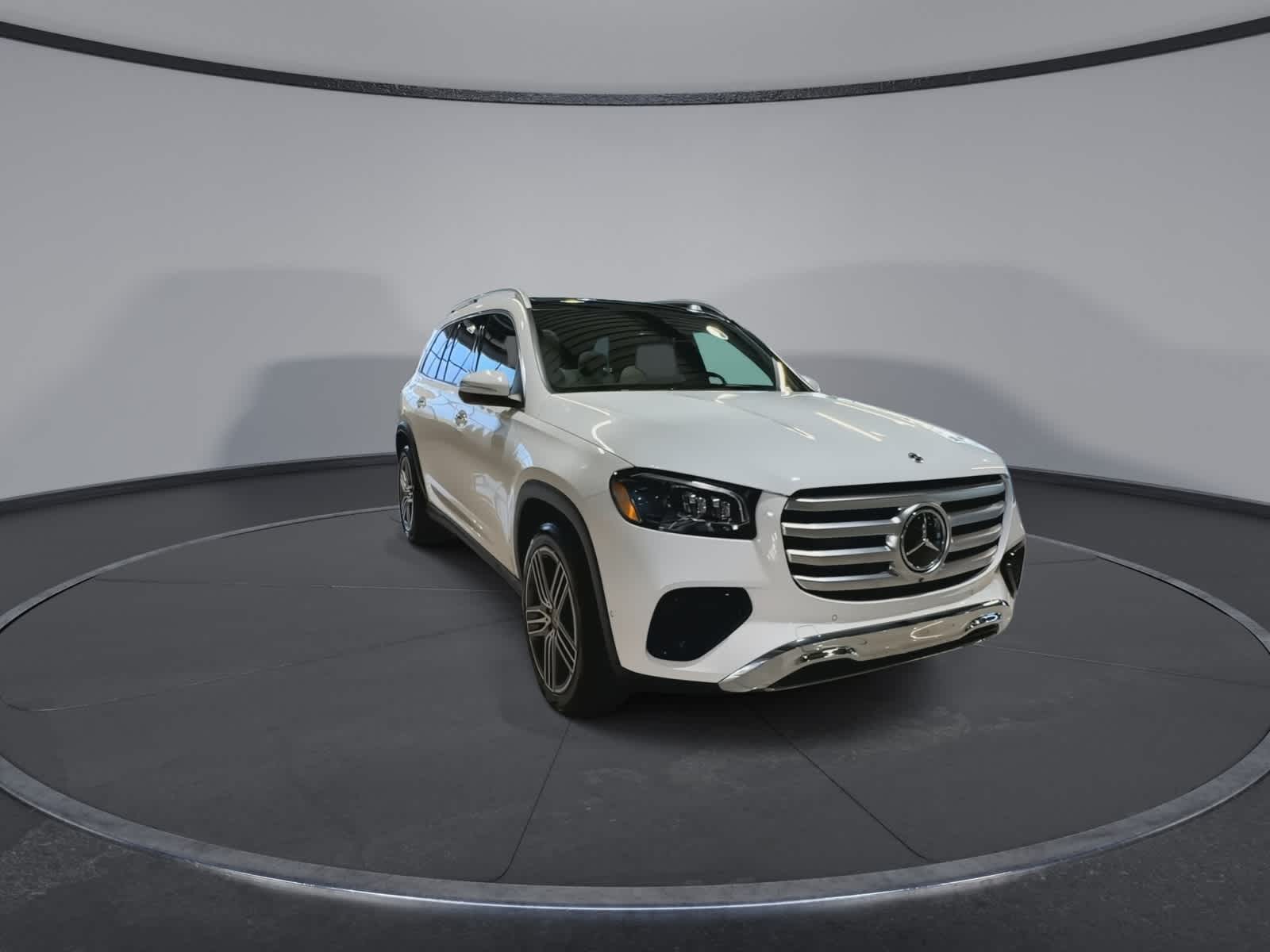 Thumbnail: 2025 Mercedes-Benz GLS - 2
