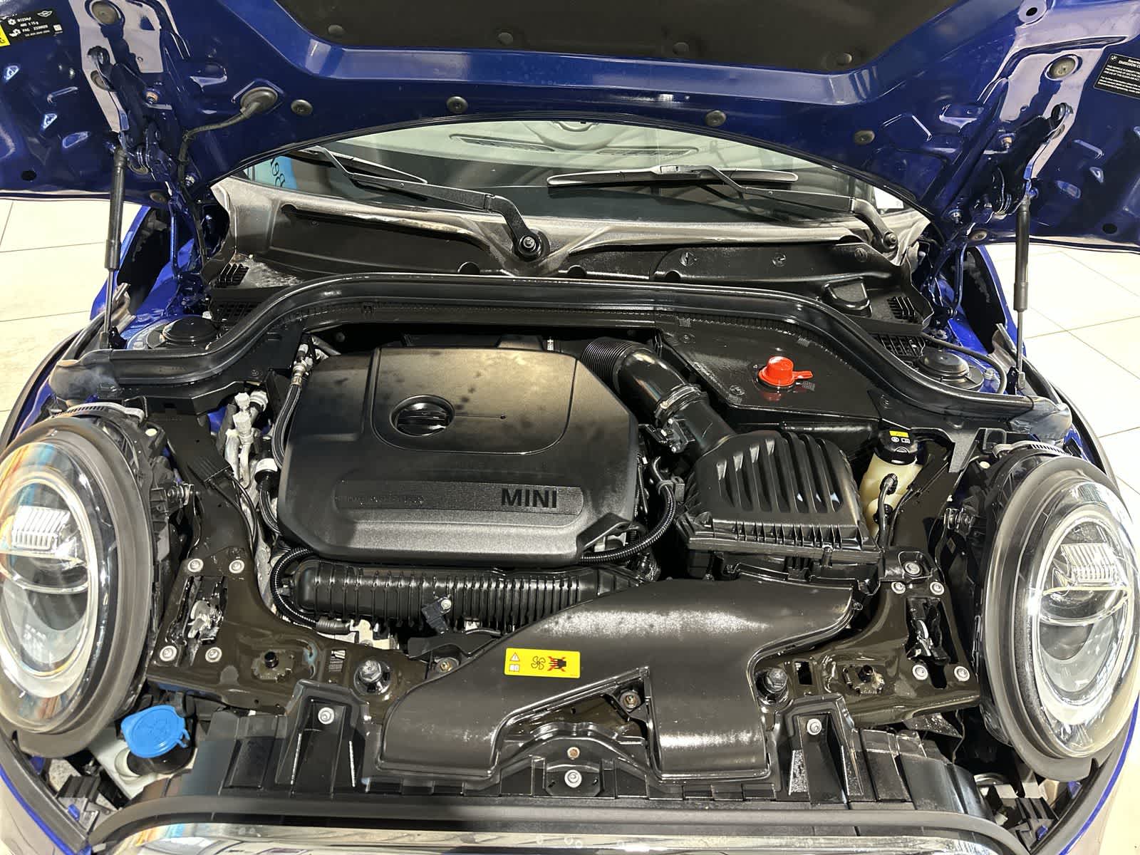 Thumbnail: 2021 MINI Cooper Hardtop - 21