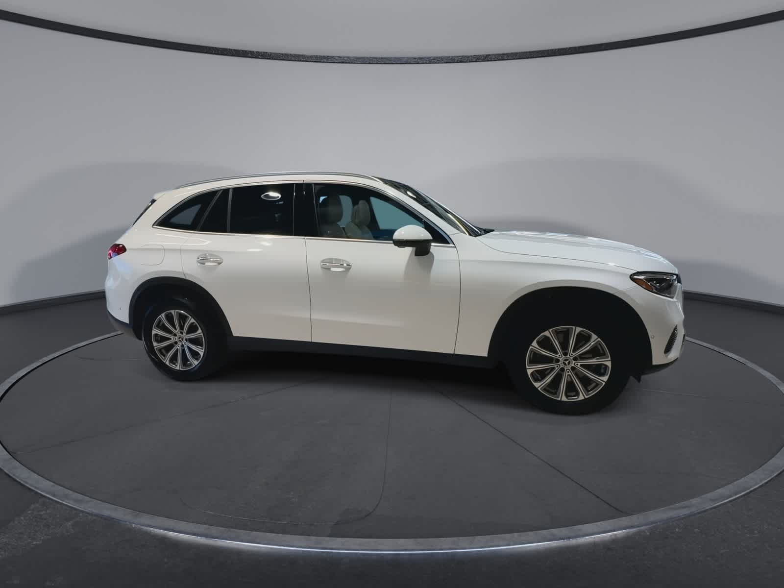 Thumbnail: 2026 Mercedes-Benz GLC - 13