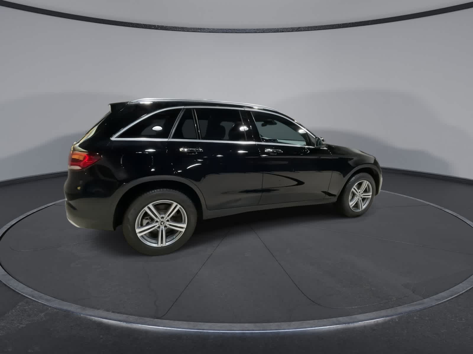 Thumbnail: 2022 Mercedes-Benz GLC - 12