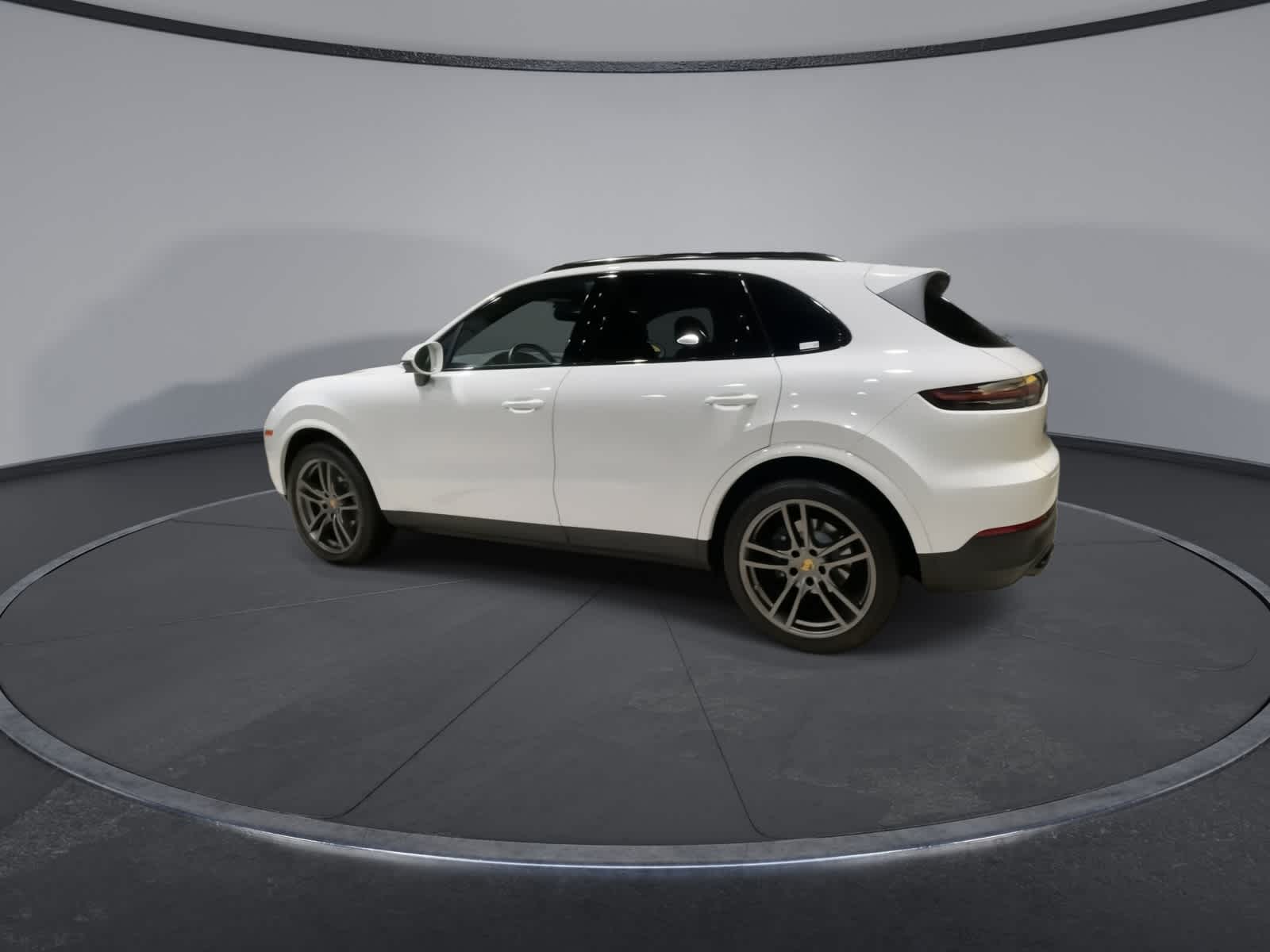Thumbnail: 2023 Porsche Cayenne - 8