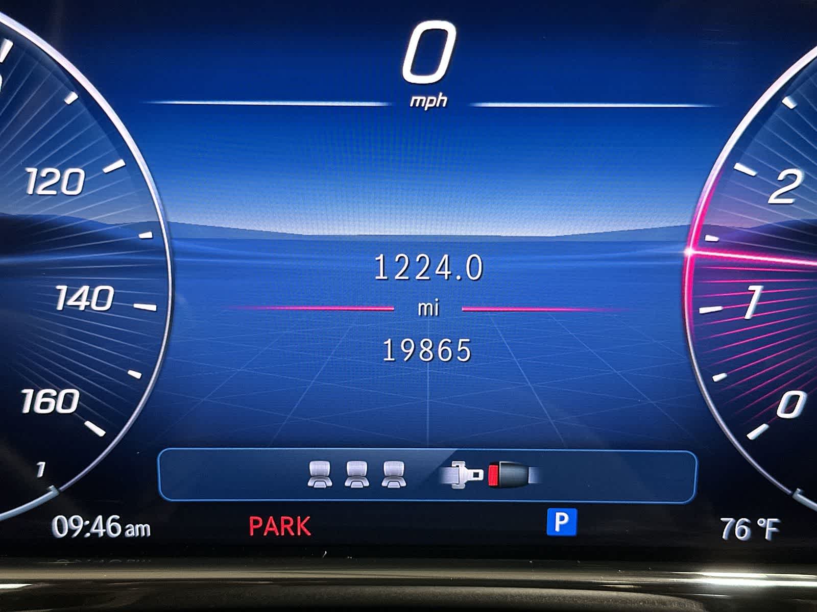 Thumbnail: 2025 Mercedes-Benz E-Class - 30