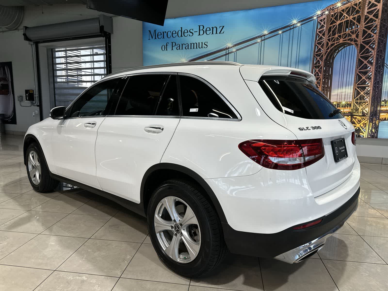 Thumbnail: 2017 Mercedes-Benz GLC - 16