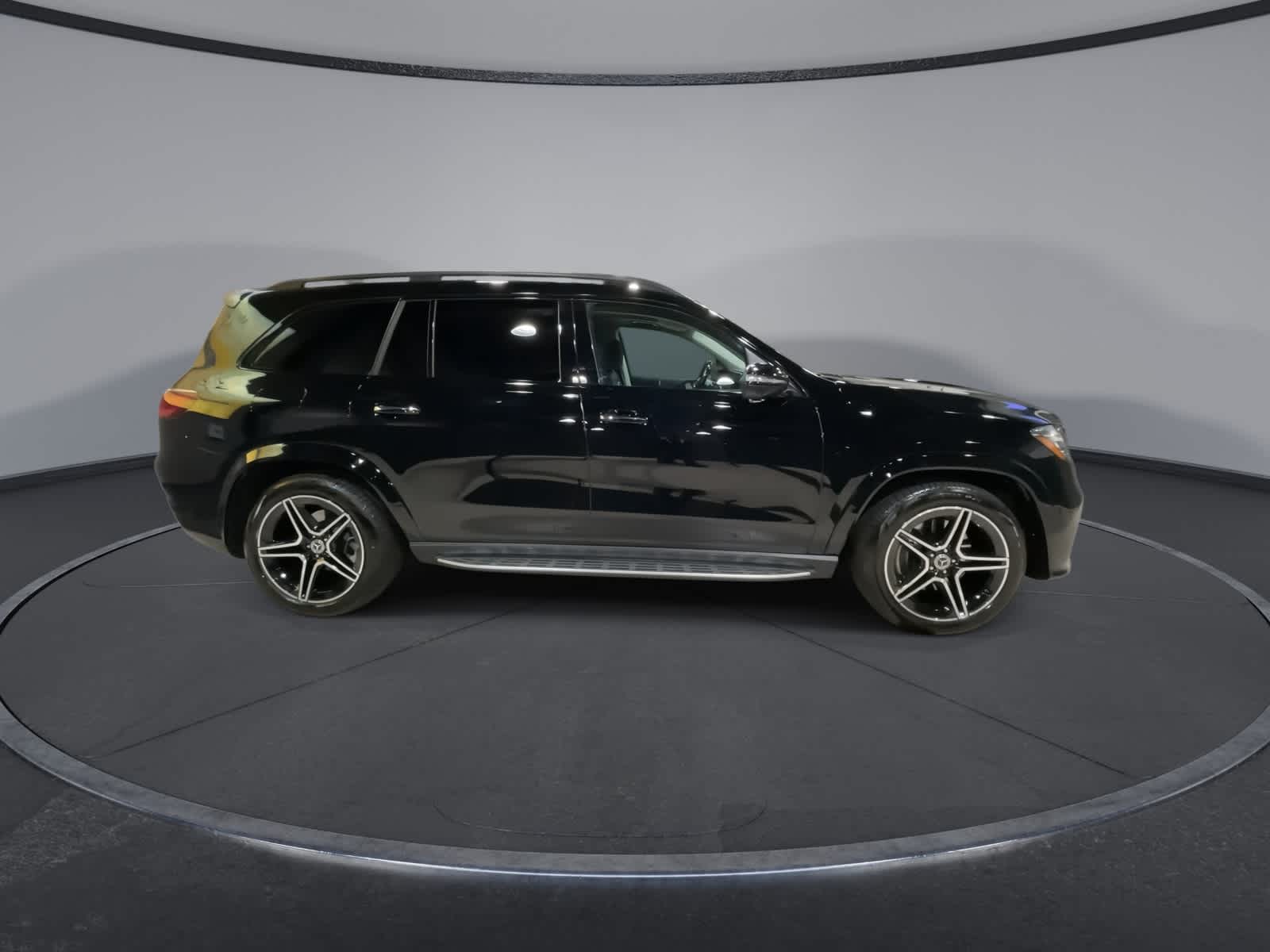 Thumbnail: 2025 Mercedes-Benz GLS - 13