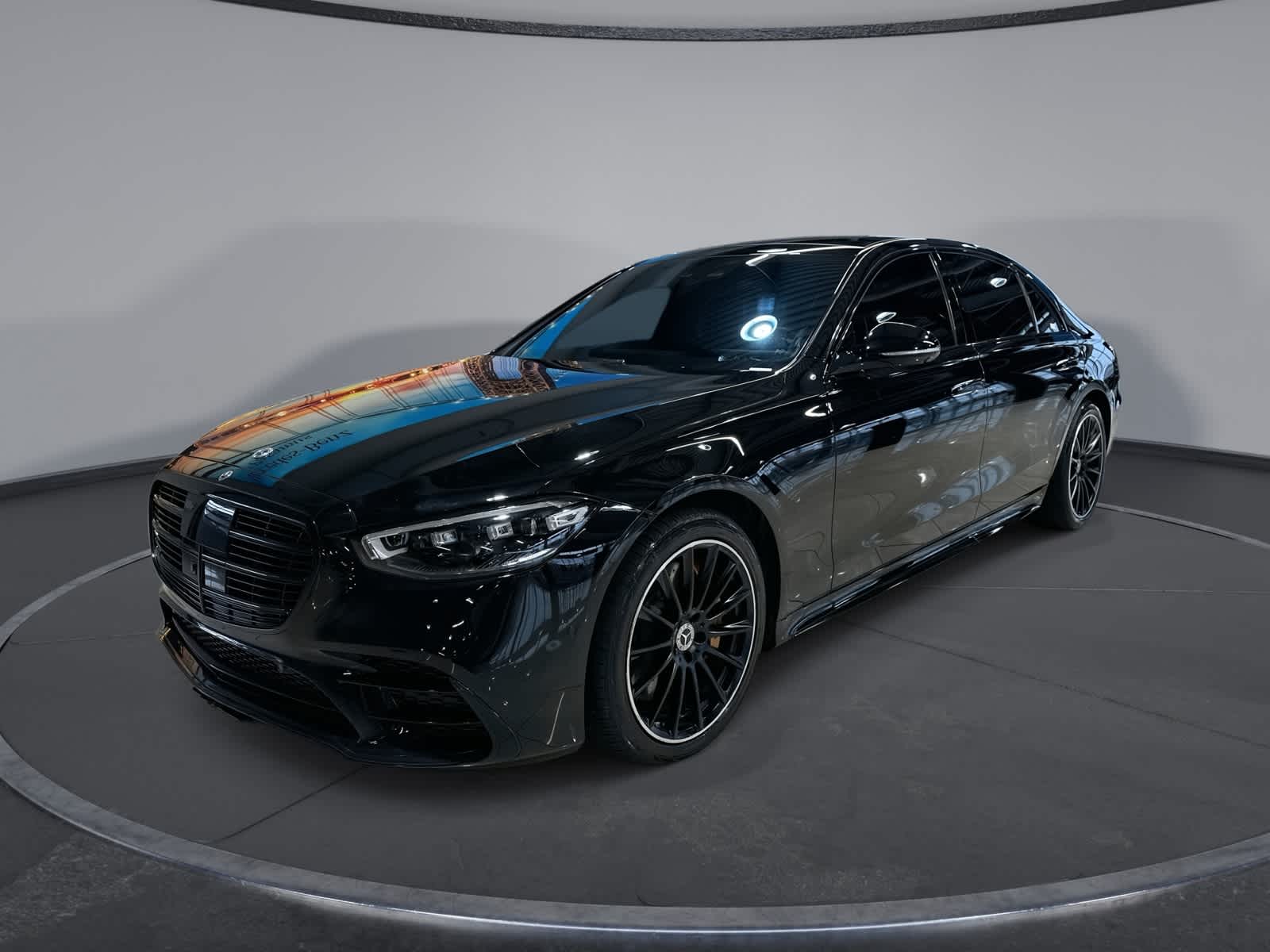 Thumbnail: 2023 Mercedes-Benz S-Class - 1
