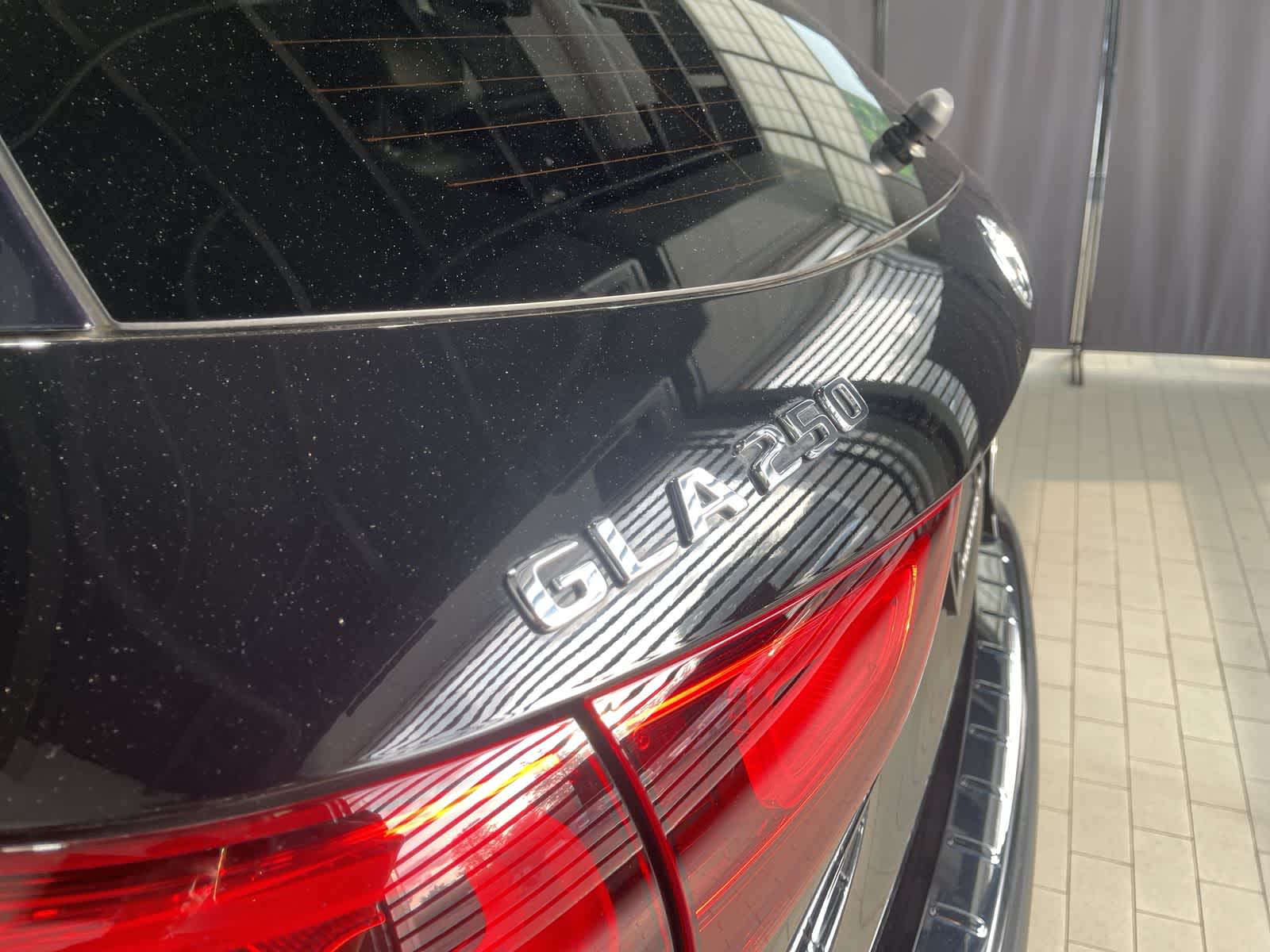 2021 Mercedes-Benz GLA 250 4MATIC 19