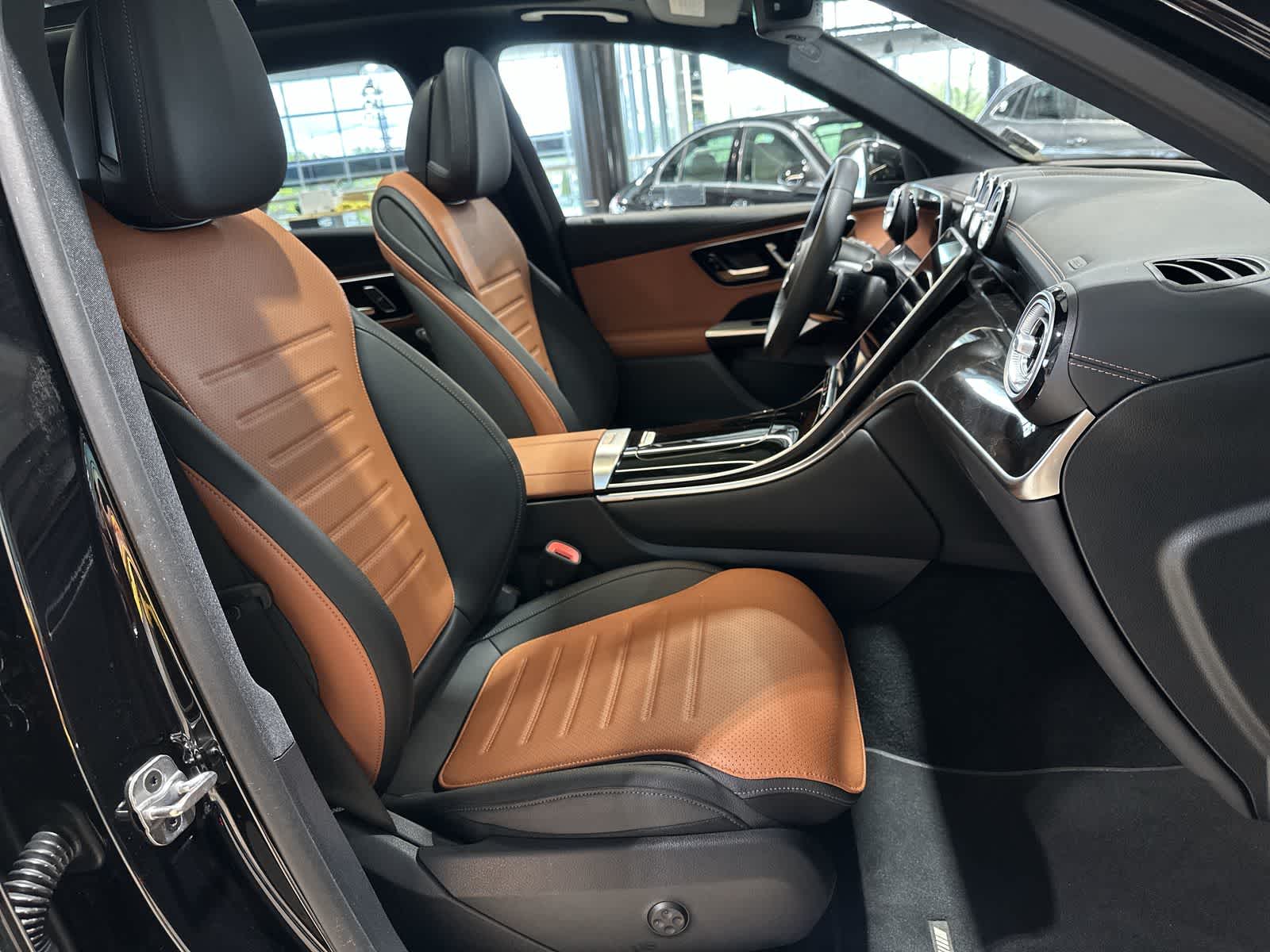 Thumbnail: 2026 Mercedes-Benz GLC - 26