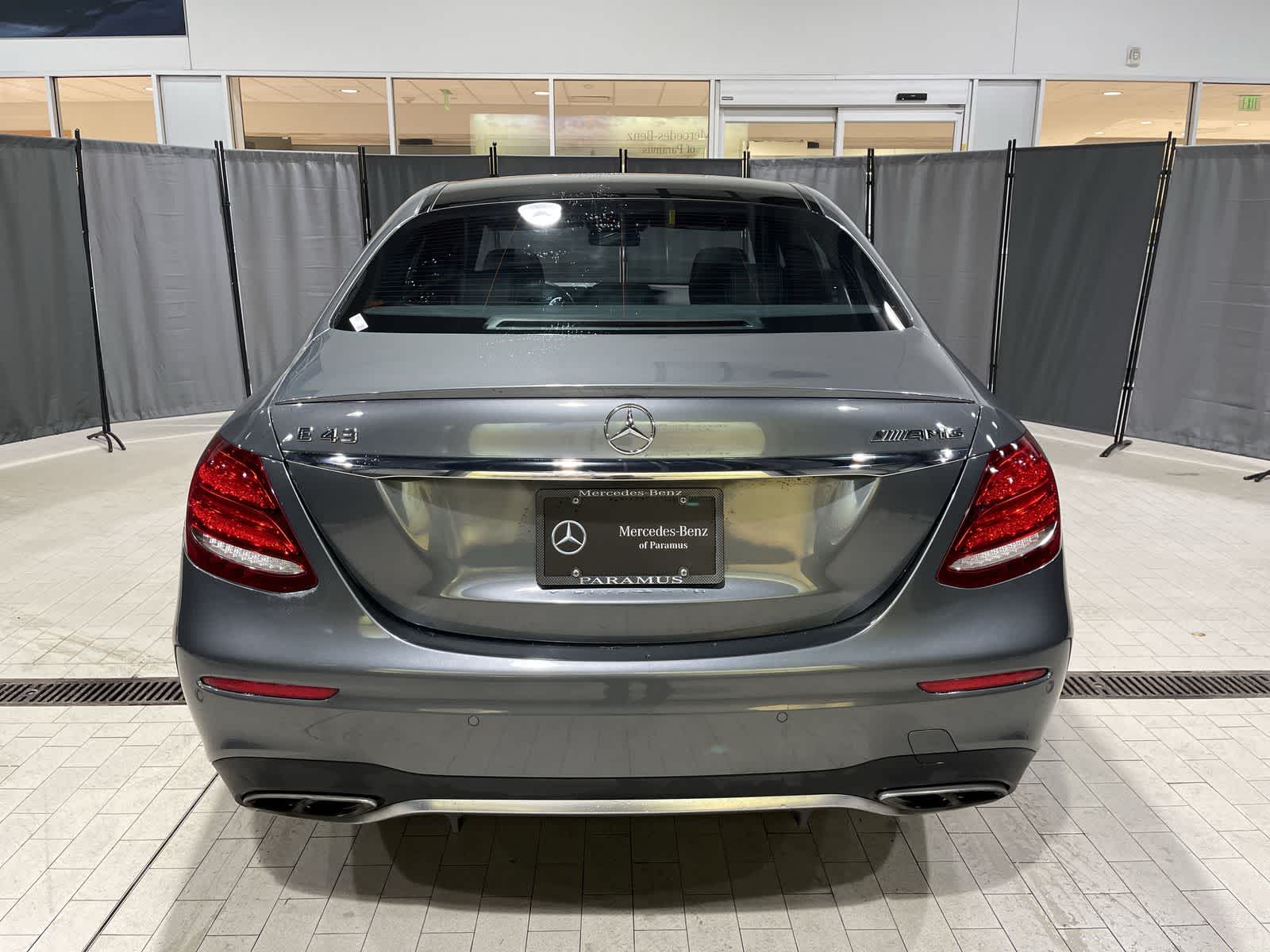 Thumbnail: 2018 Mercedes-Benz E-Class - 17